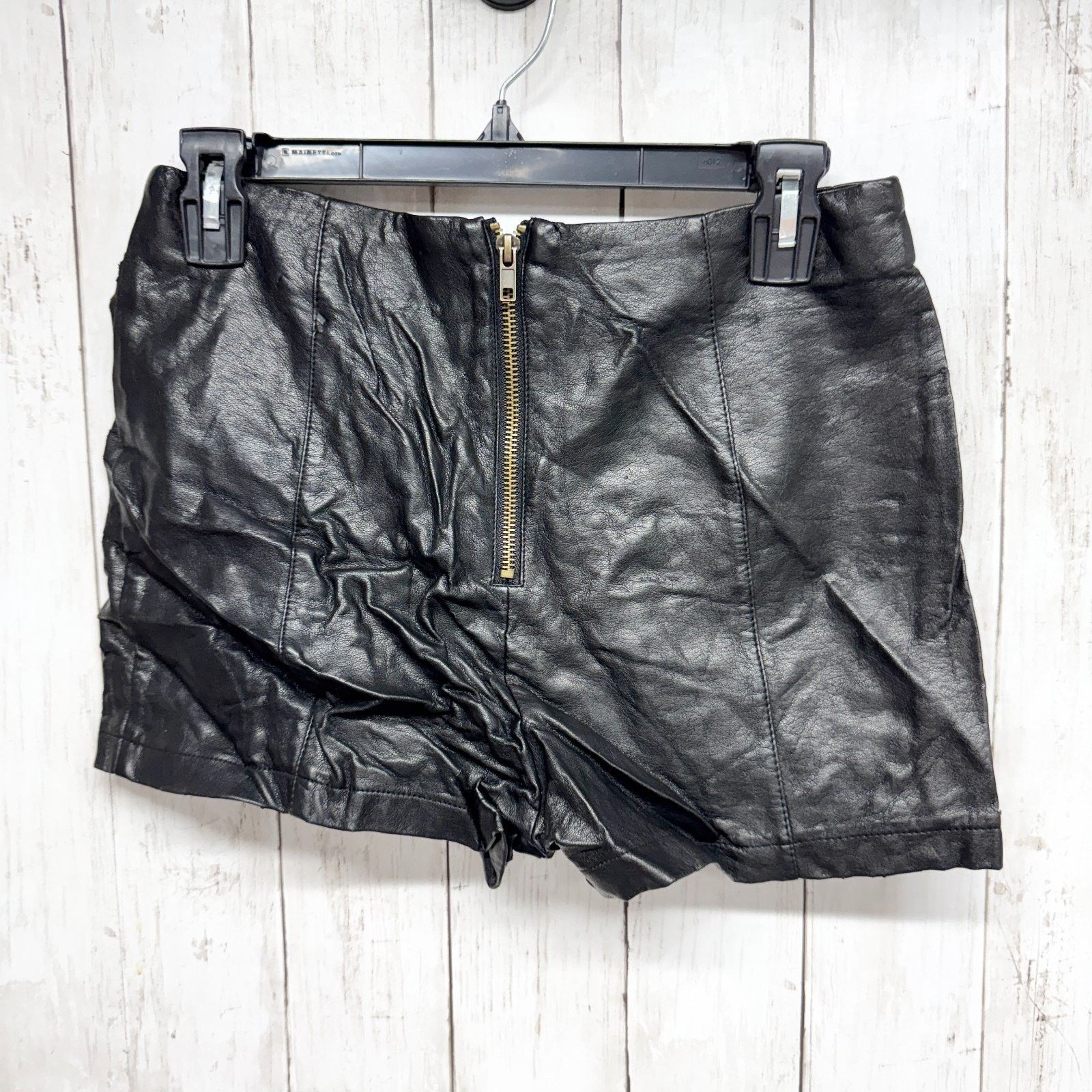 Other Sparkle & Fade Shorts Women 4 Black Leather Zip Back Size US 29 - 7 Thumbnail