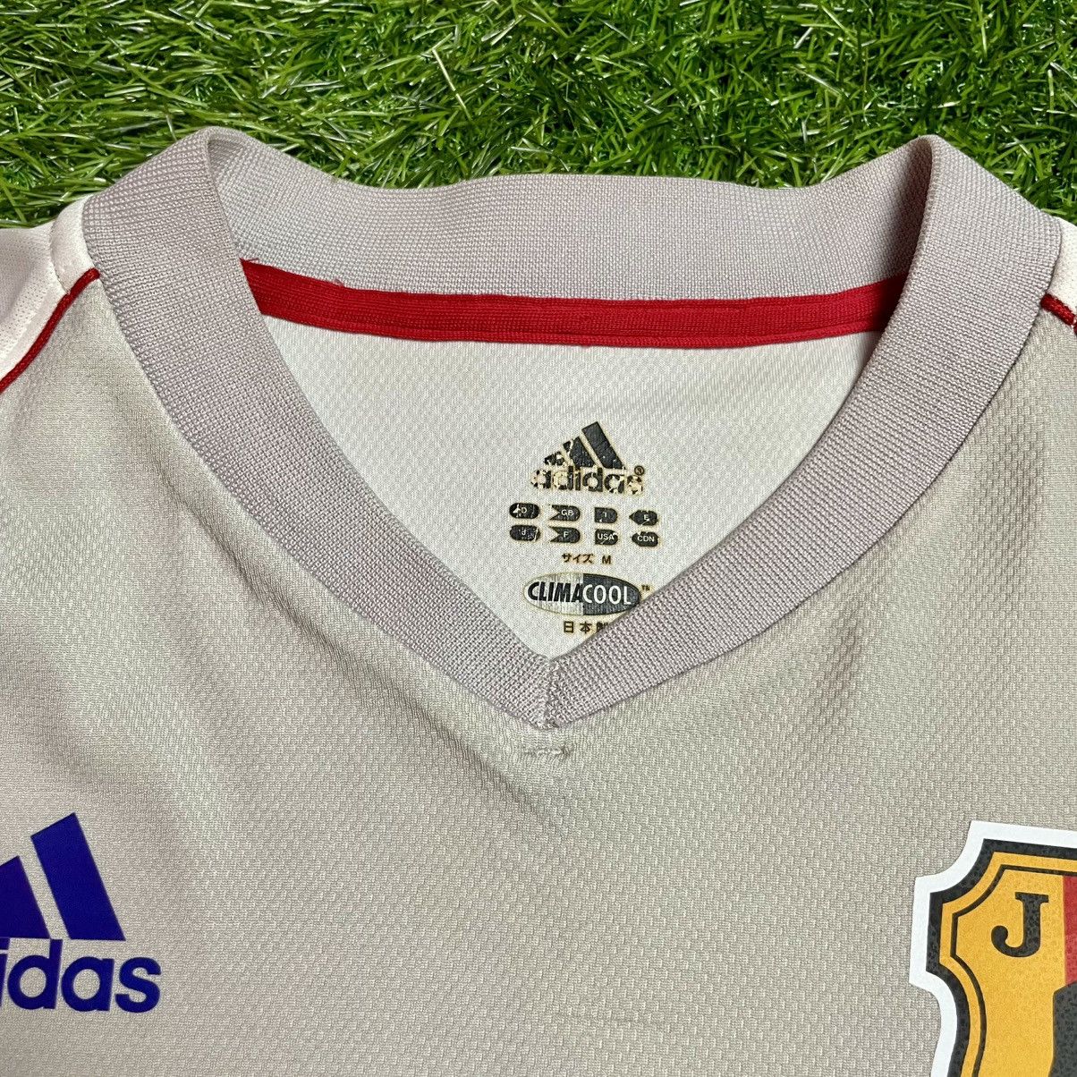 Adidas Adidas Japan Away World Cup 2002 Nakata #7 Soccer Jersey Size US M / EU 48-50 / 2 - 6 Thumbnail