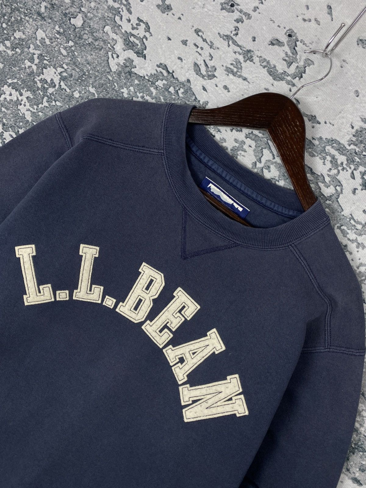 L.L. Bean Vintage L.L.Bean Spell Out Sweatshirts Size US S / EU 44-46 / 1 - 2 Thumbnail