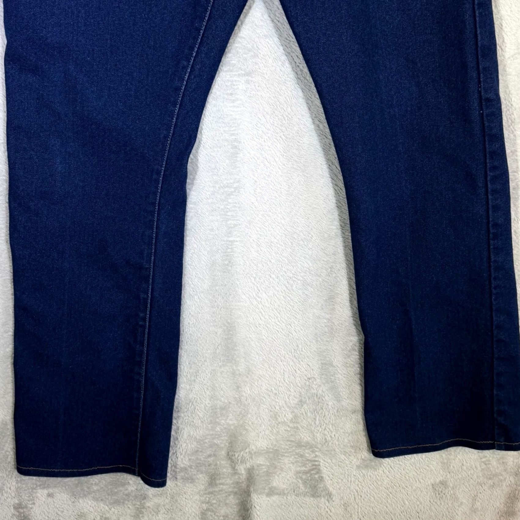 Levi's Levi’s 517 Men’s Jeans 38×34 Blue Denim Medium Wash Bootcut High Rise Regular Mens Jeans Size US 38 / EU 54 - 5 Thumbnail