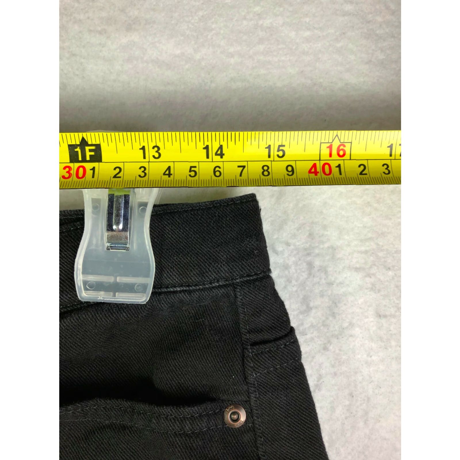 Lee Lee Jeans Mid Rise Relaxed Straight Leg Womens Size 6 Short Black Denim Jeans Size 28" / US 6 / IT 42 - 4 Thumbnail