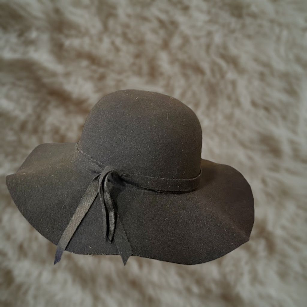 VINTAGE NORDSTROM Cream Tan Straw Wide Brim Floppy Gold Metallic Ribbon Sun Hat VINTAGE NORDSTROM Cream Tan Straw Wide Visor Brim Black  main image 3