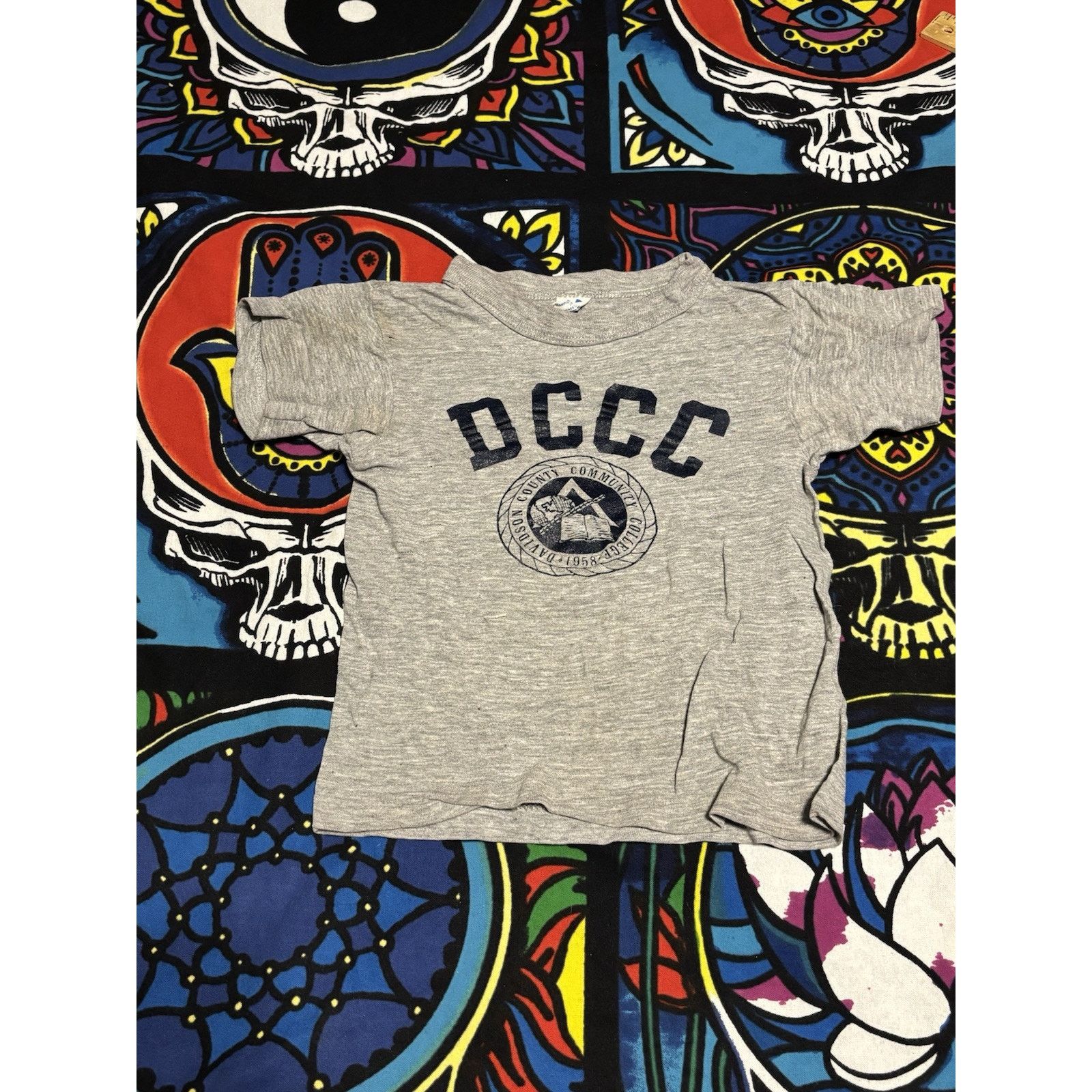 Champion vintage 70s 80s toddler DCCC college grey t-shirt S (6-8) Size US S / EU 44-46 / 1 - 1 Thumbnail