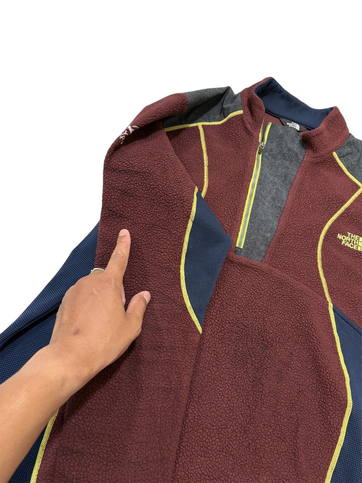 The North Face The North Face fleece fit like M size unisex Size US M / EU 48-50 / 2 - 7 Thumbnail