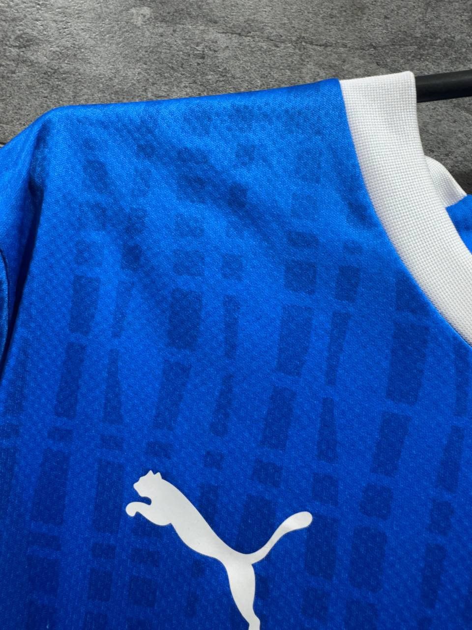 Puma Peterborough United 2022-23 Puma home Soccer Jersey football Size US L / EU 52-54 / 3 - 4 Thumbnail