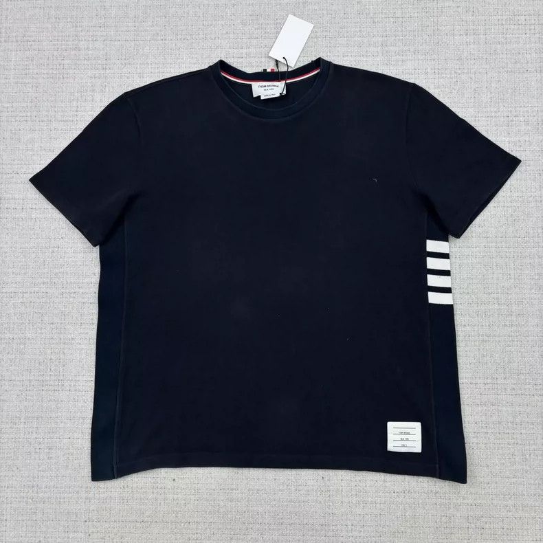 Thom Browne Solid color round-neck four-bar pullover short