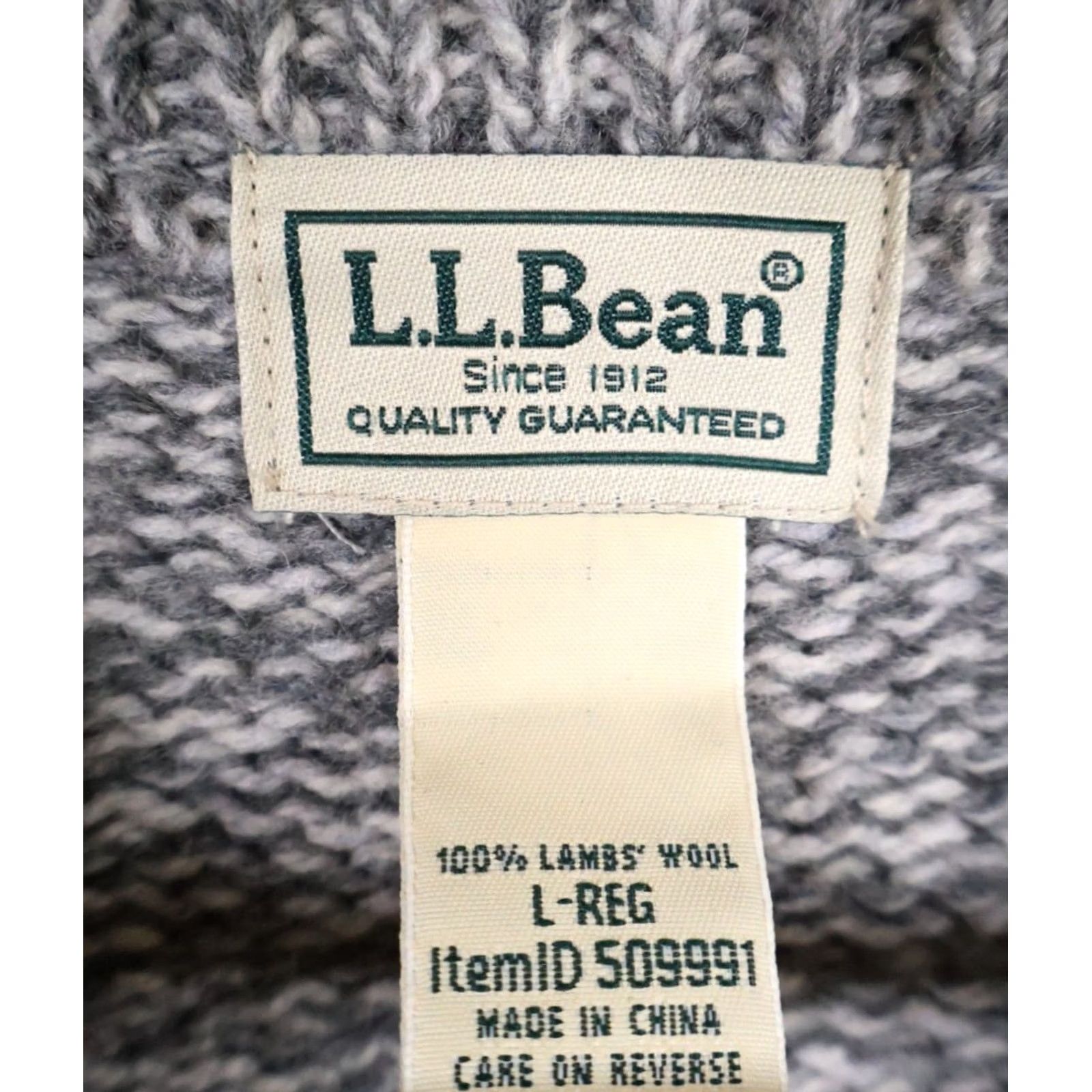 Vintage L.L. Bean Sweater Men's Large Gray Striped Heavyweight Crewneck Lambs Wool Size US L / EU 52-54 / 3 - 3 Thumbnail