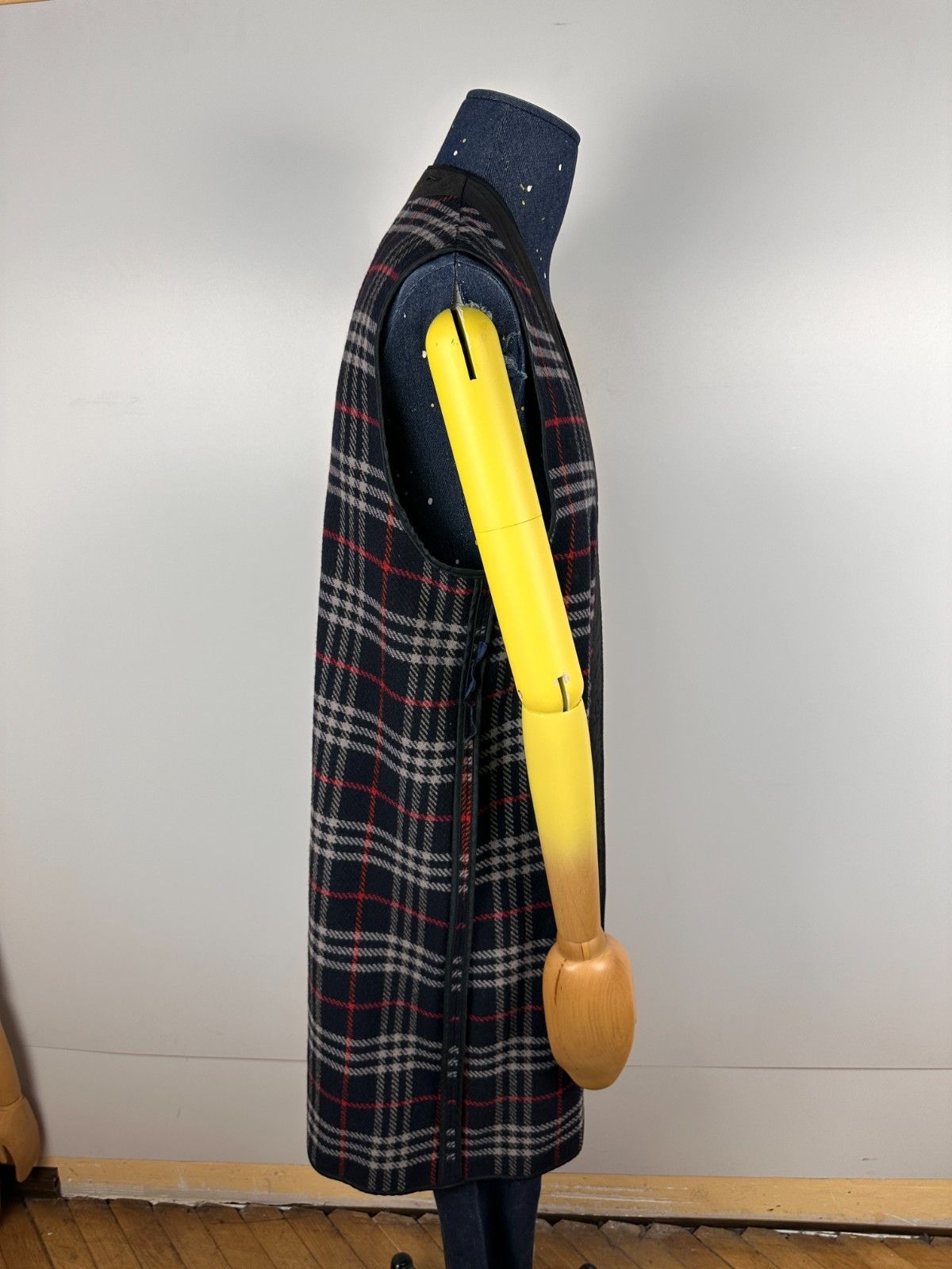 Burberry Burberry's Sleeveless Coat Jacket Lining Wool Blue Sz 50 Size US M / EU 48-50 / 2 - 6 Thumbnail