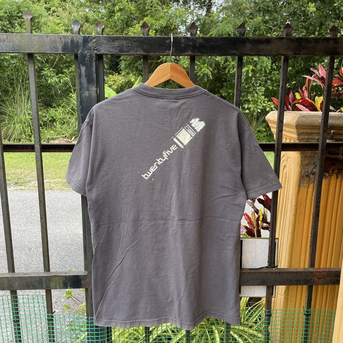 Welcome Skateboards 🔥Vintage 90s Twentyfive Intrinsic Skateboard Sun Faded Tee Size US L / EU 52-54 / 3 - 2 Thumbnail