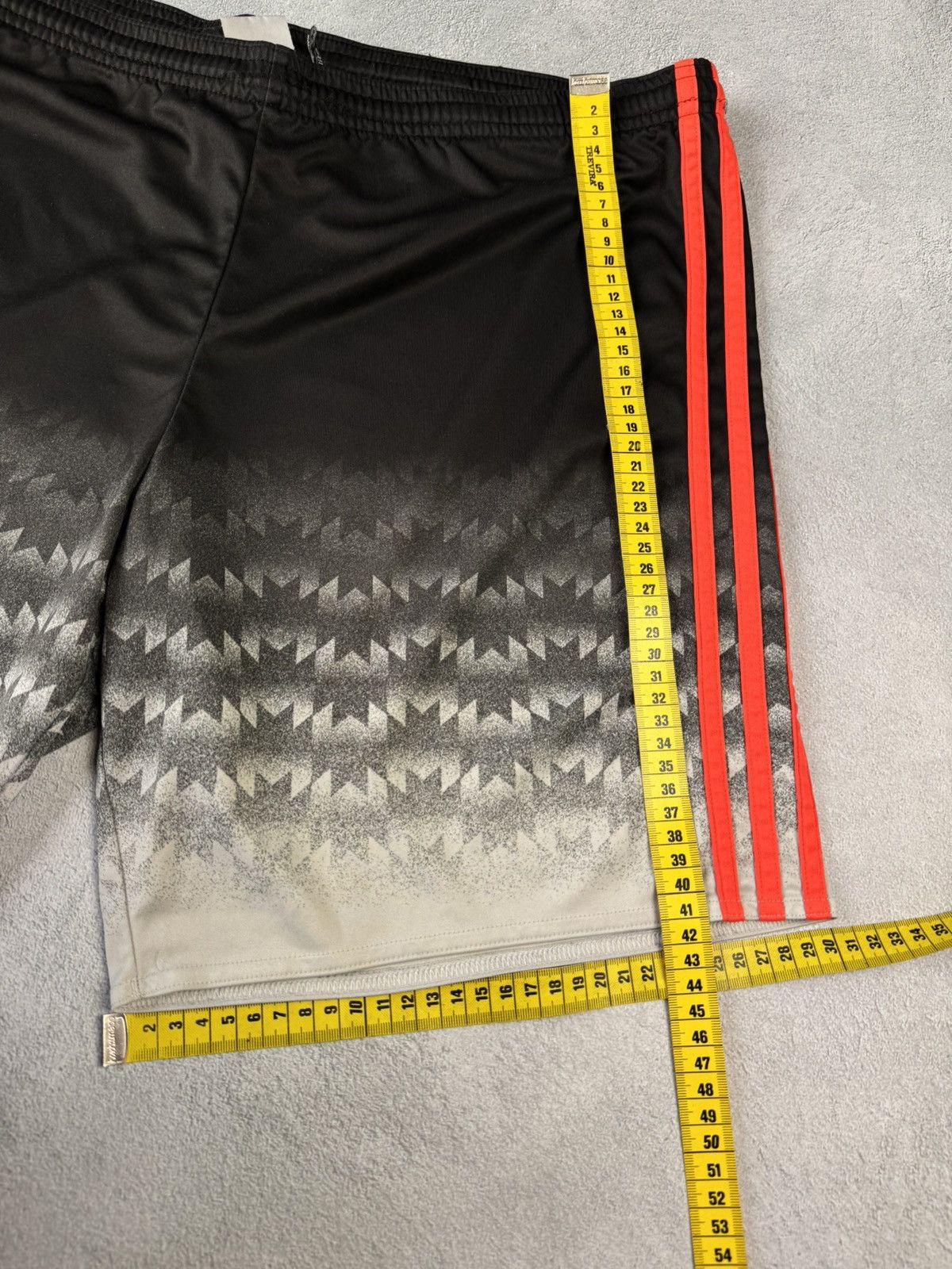 Other Manchester United 2015 2016 Third Football Soccer Shorts Size US 32 / EU 48 - 10 Thumbnail