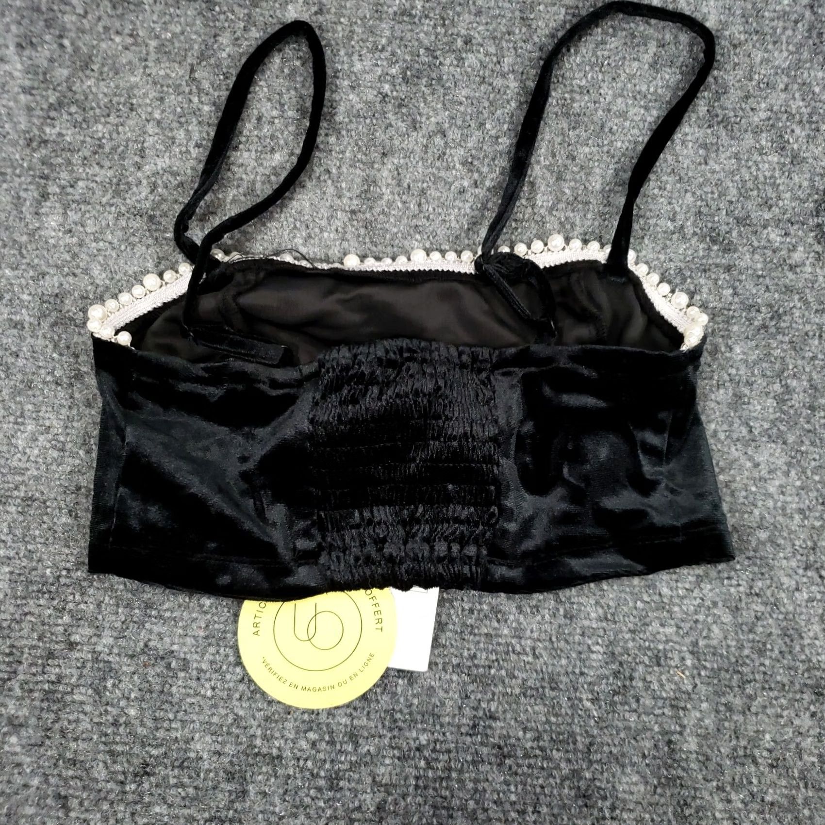 Urban Outfitters Urban Outfitters Tank Womens XS Black Cropped Beaded Trim Smocked Strap Size XS / US 0-2 / IT 36-38 - 2 Thumbnail