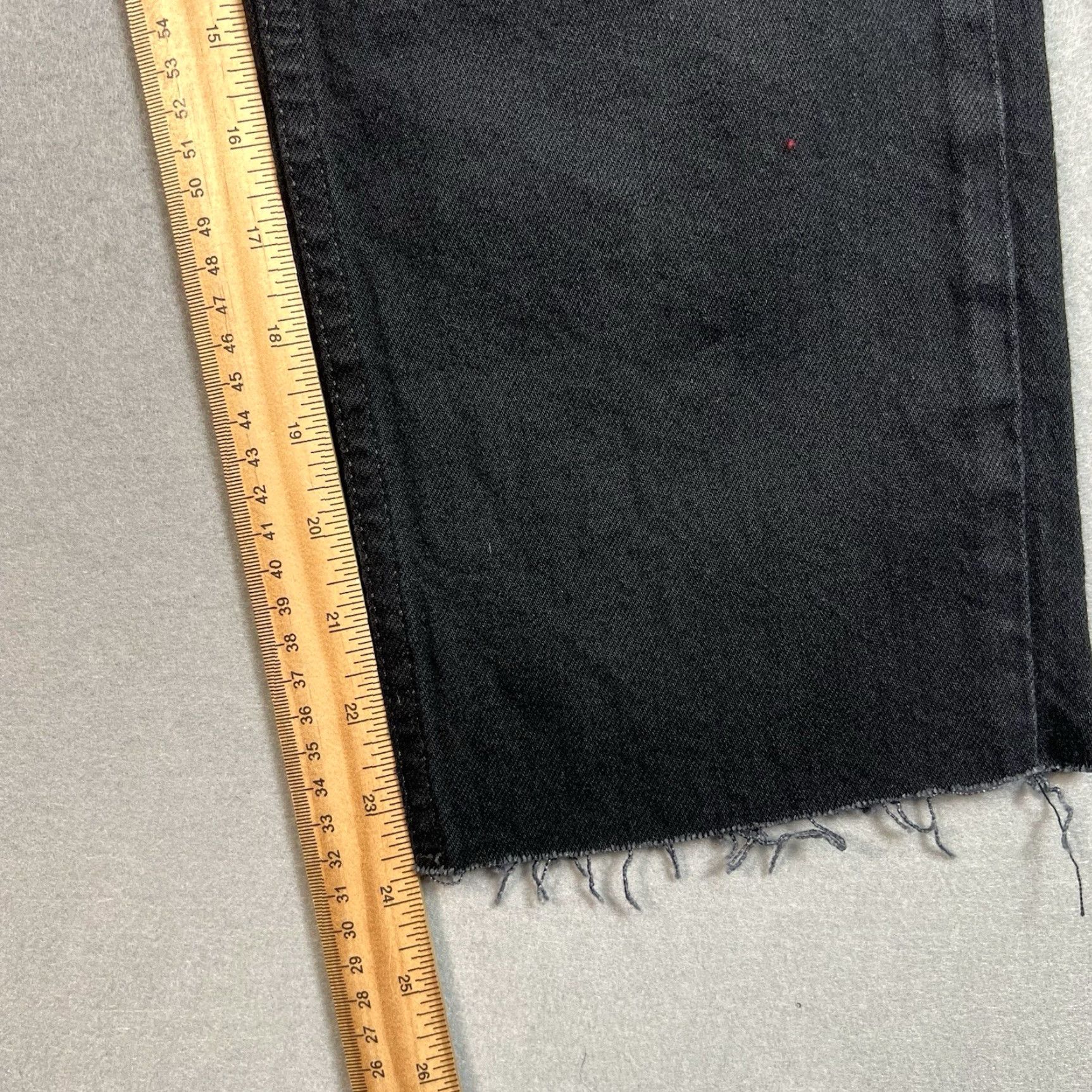 Topshop NWT! Topshop Jeans Womens Size W28 L30 Black Straight Raw Hem Size 26" / US 2 / IT 38 - 4 Thumbnail