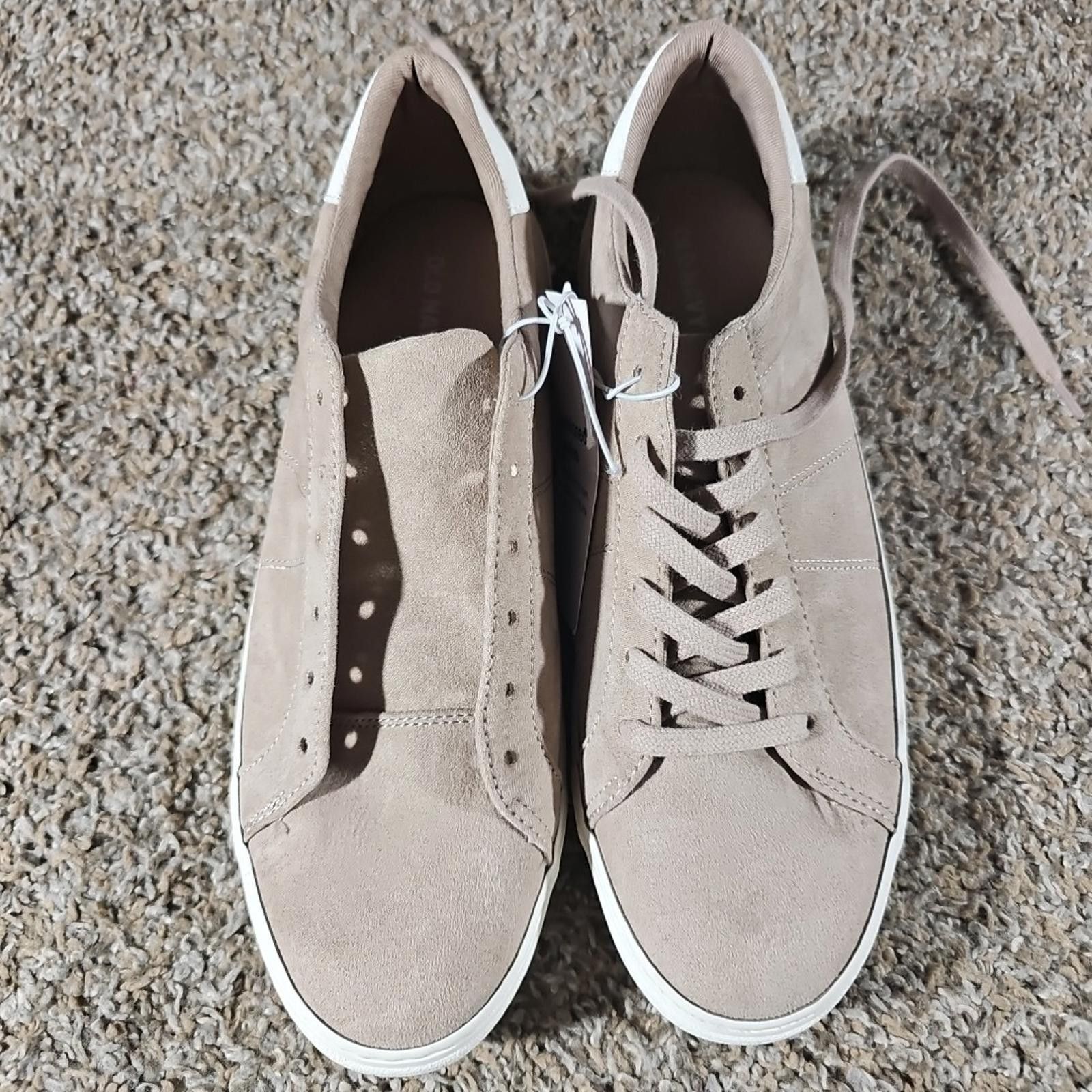 Old Navy Old Navy S393876-04 Light Taupe Court Shoes Sz 10 NWT NWD Size US 10 / IT 40 - 2 Thumbnail