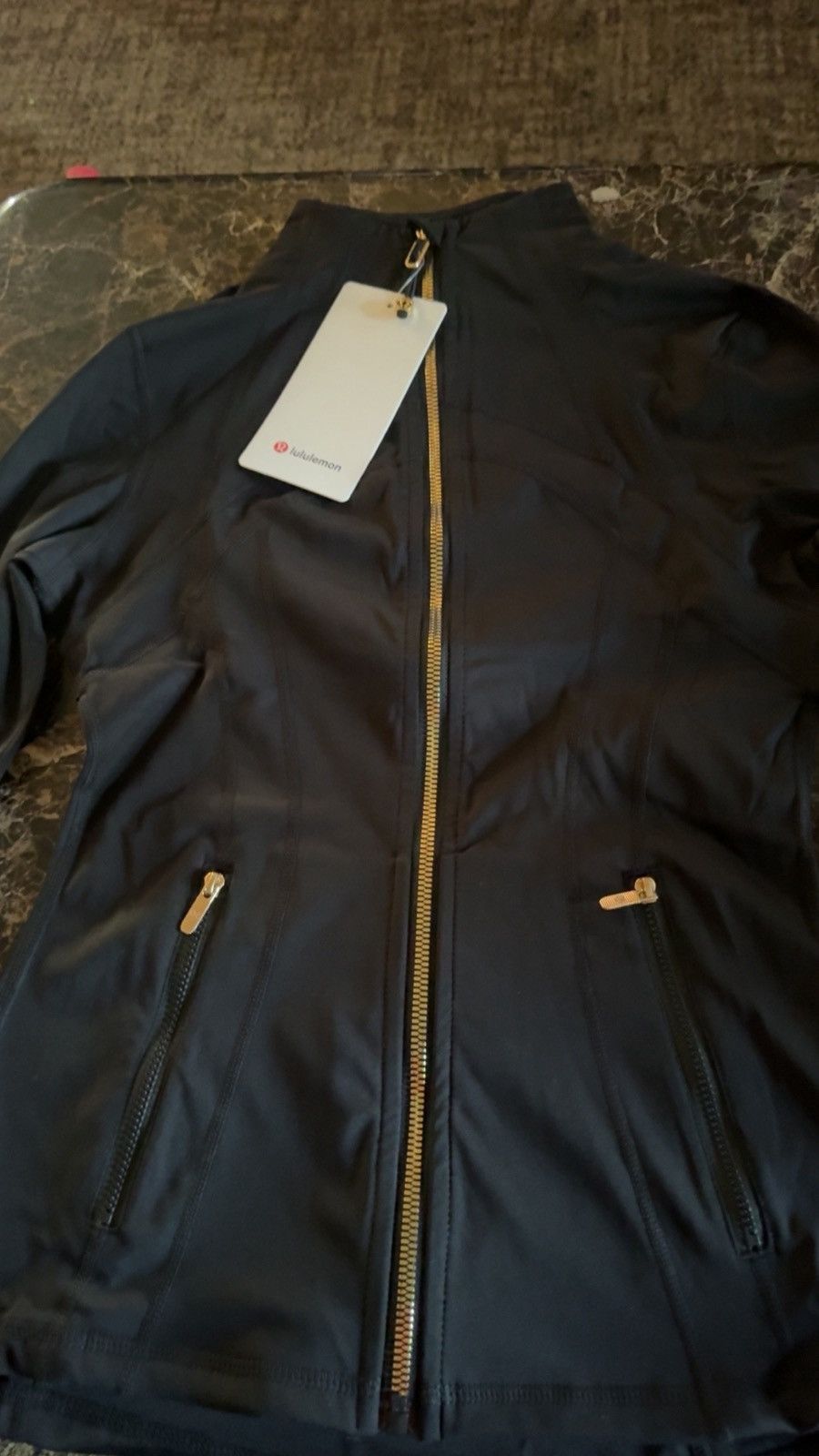 Lululemon Black and gold lululemon define zipup jacket Size S / US 4 / IT 40 - 4 Thumbnail