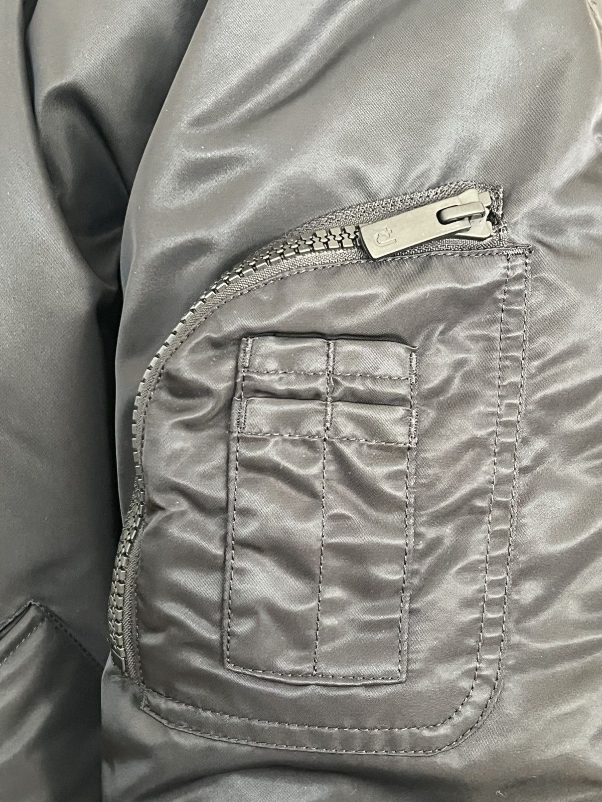 Jil Sander × Uniqlo Jill Sander x Uniqlo Men's MA1 Bomber Jacket (2019) Size M Size US M / EU 48-50 / 2 - 6 Thumbnail