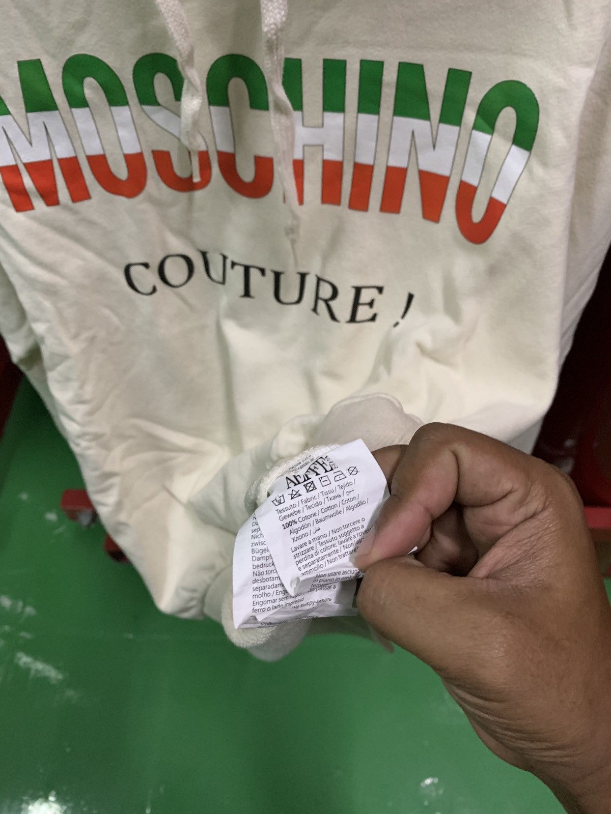 Moschino Moschino Size US L / EU 52-54 / 3 - 5 Thumbnail