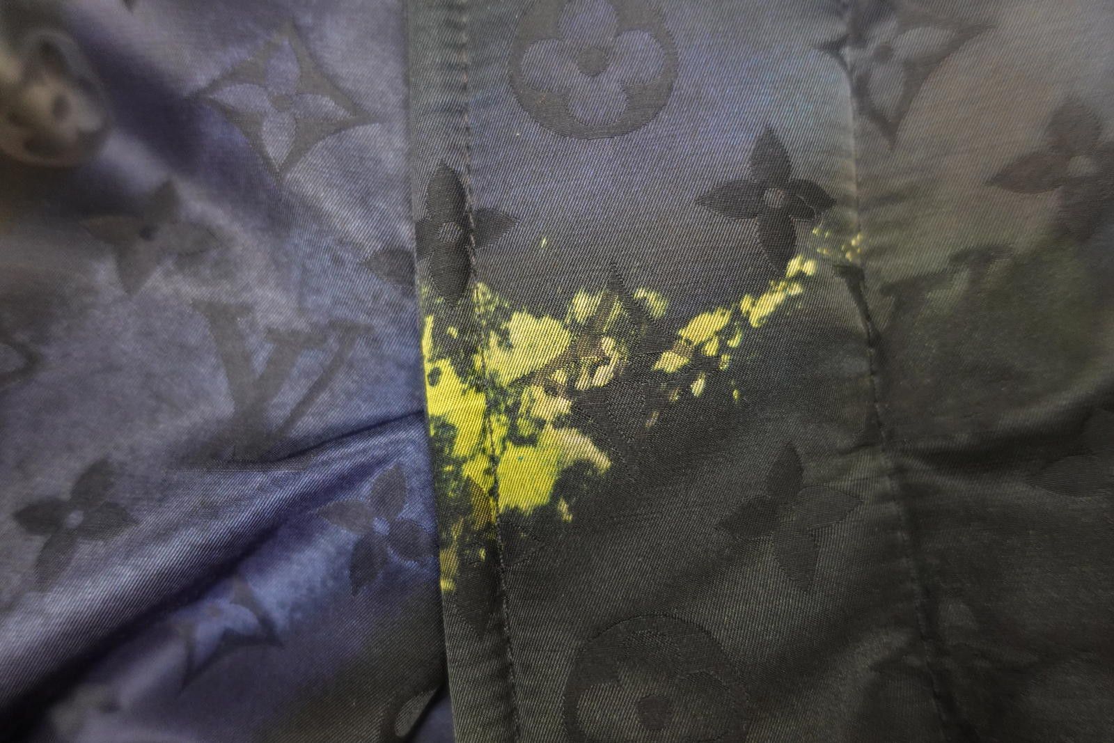 Louis Vuitton Louis Vuitton Padded Monogram Tie Dye Long Coat Size US M / EU 48-50 / 2 - 4 Thumbnail