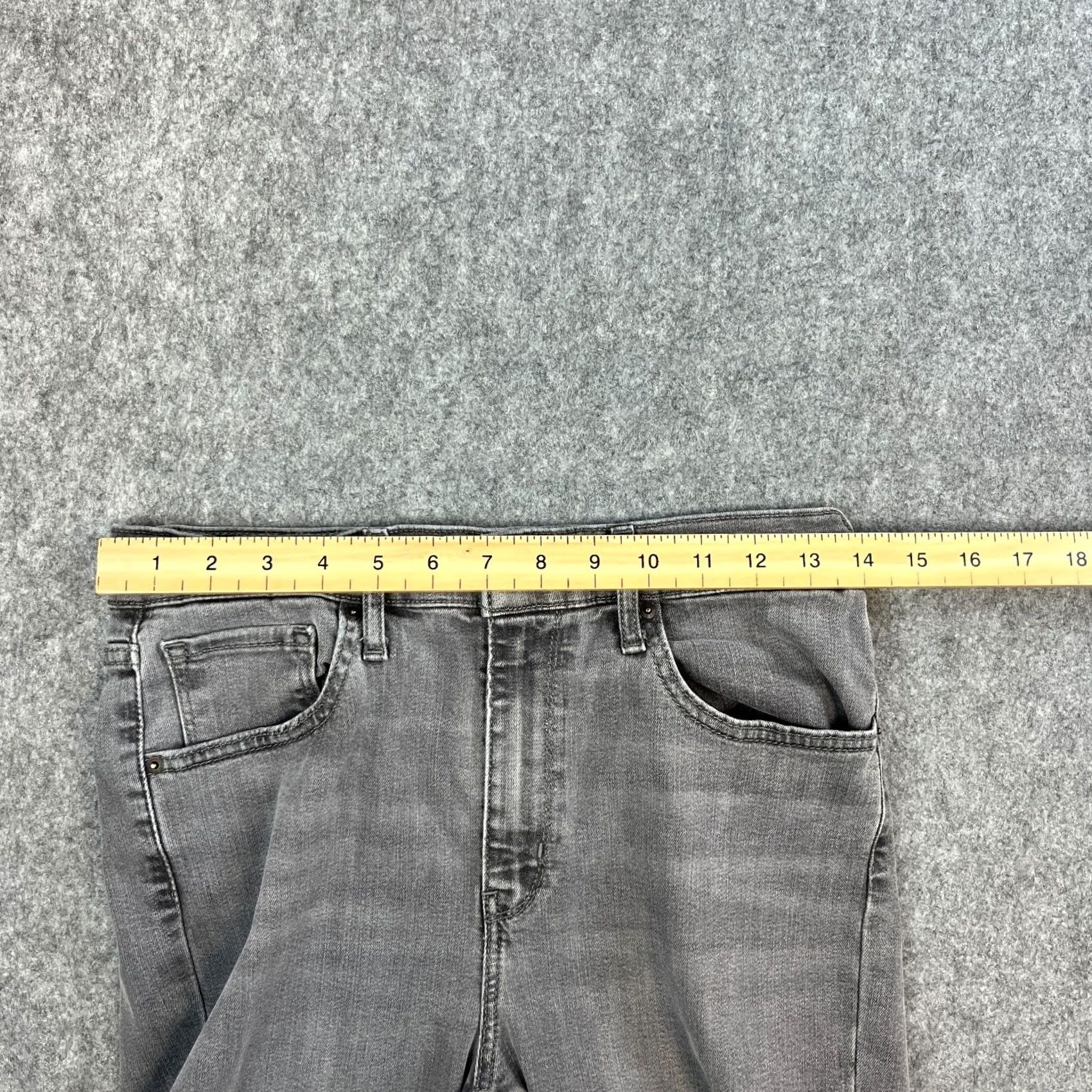 Levi's Levi's 724 Jeans High Rise Straight 29 32 UK 8 Grey Stretch Premium Denim Womens Slim 5-Pocket Modern Comfort Jeans Mens Womens Girls Size 30" / US 8 / IT 44 - 7 Thumbnail