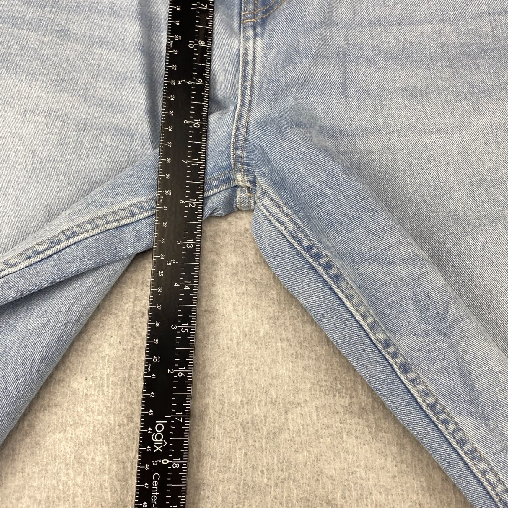 Essentials Amazon Jeans Mens 33X32 Blue Straight Leg Pockets Loose Fit Light Distressed 5-Pocket Denim Slim Classic Modern Mens Size US 33 - 5 Thumbnail