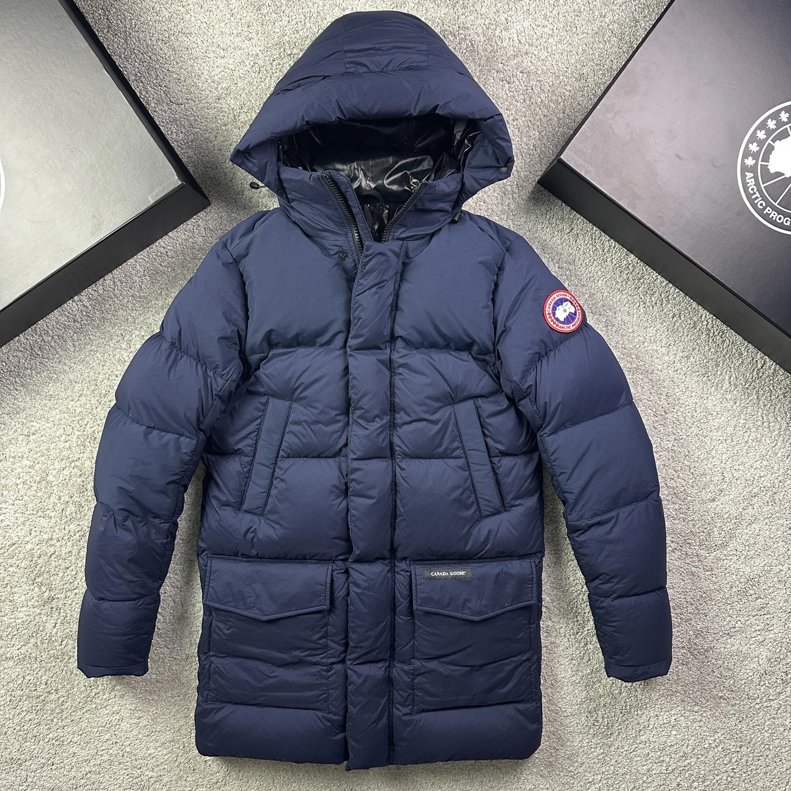 Canada Goose Canada Goose Armstrong Parka Size M Size US M / EU 48-50 / 2 - 1 Thumbnail