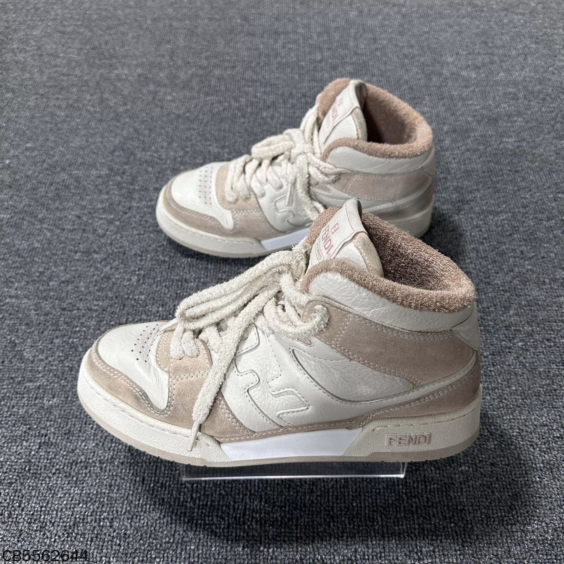 Fendi FENDI high-top sneakers 95 New size 38 Size US 7.5 / IT 37.5 - 4 Thumbnail