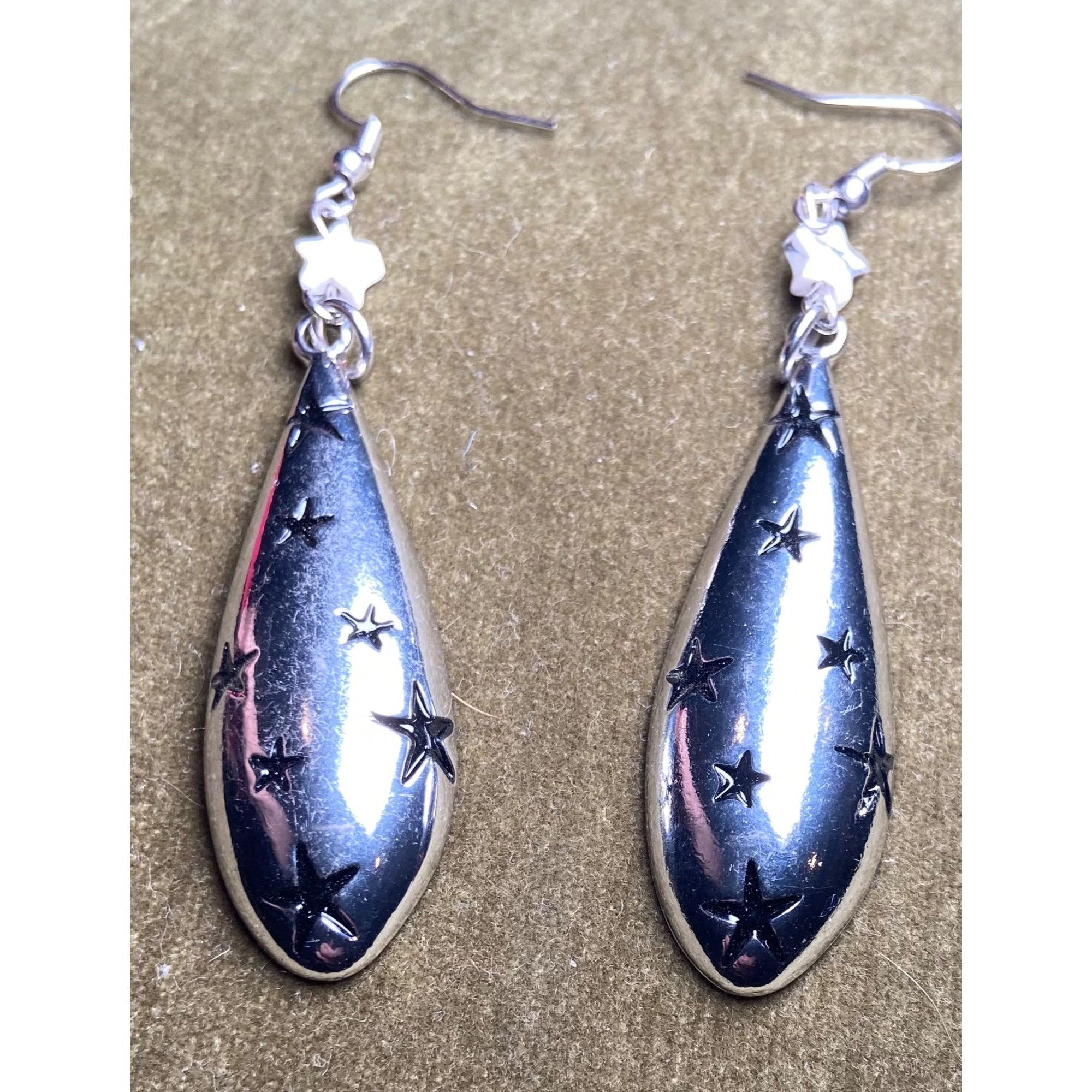 Other Earrings Celestial Silvertone Dangle With White Star Accents Size ONE SIZE - 6 Thumbnail
