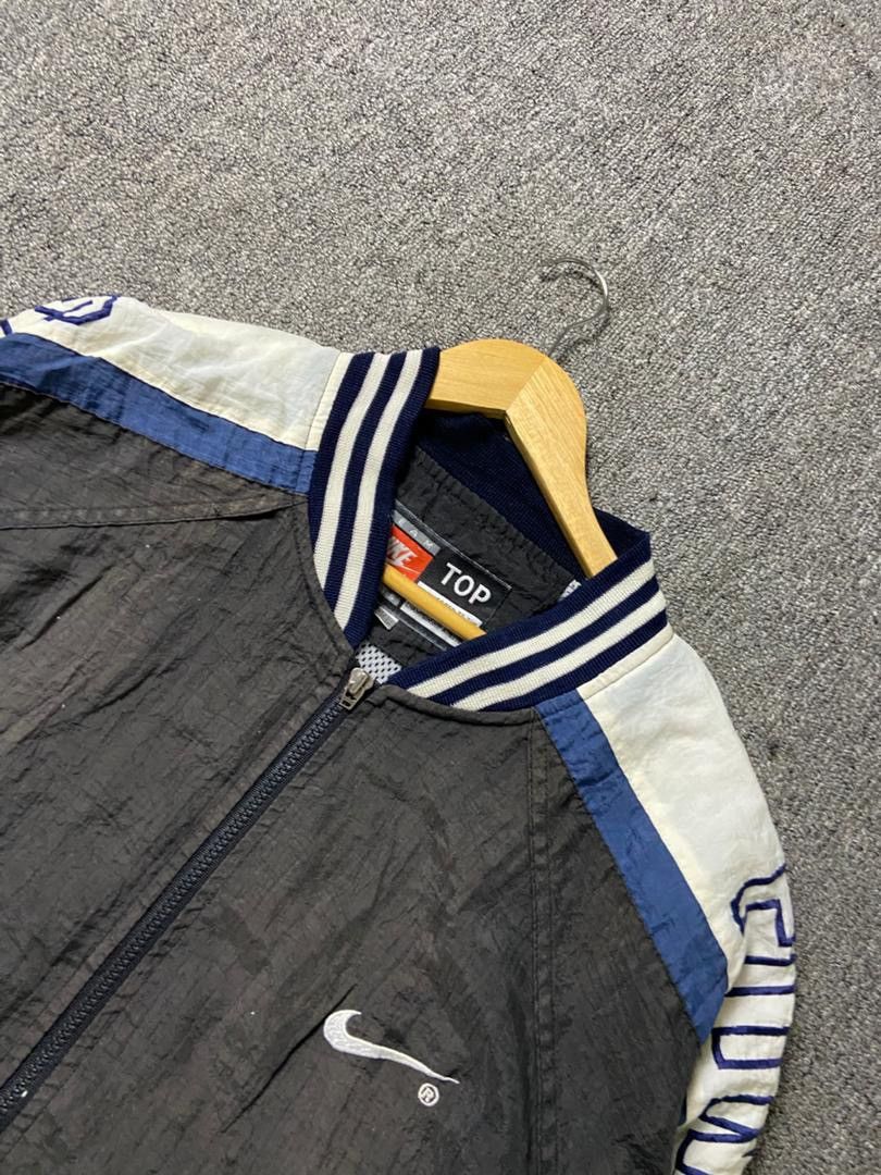 Nike Vintage Nike Sports Track Jacket (189) Size US XL / EU 56 / 4 - 15 Thumbnail