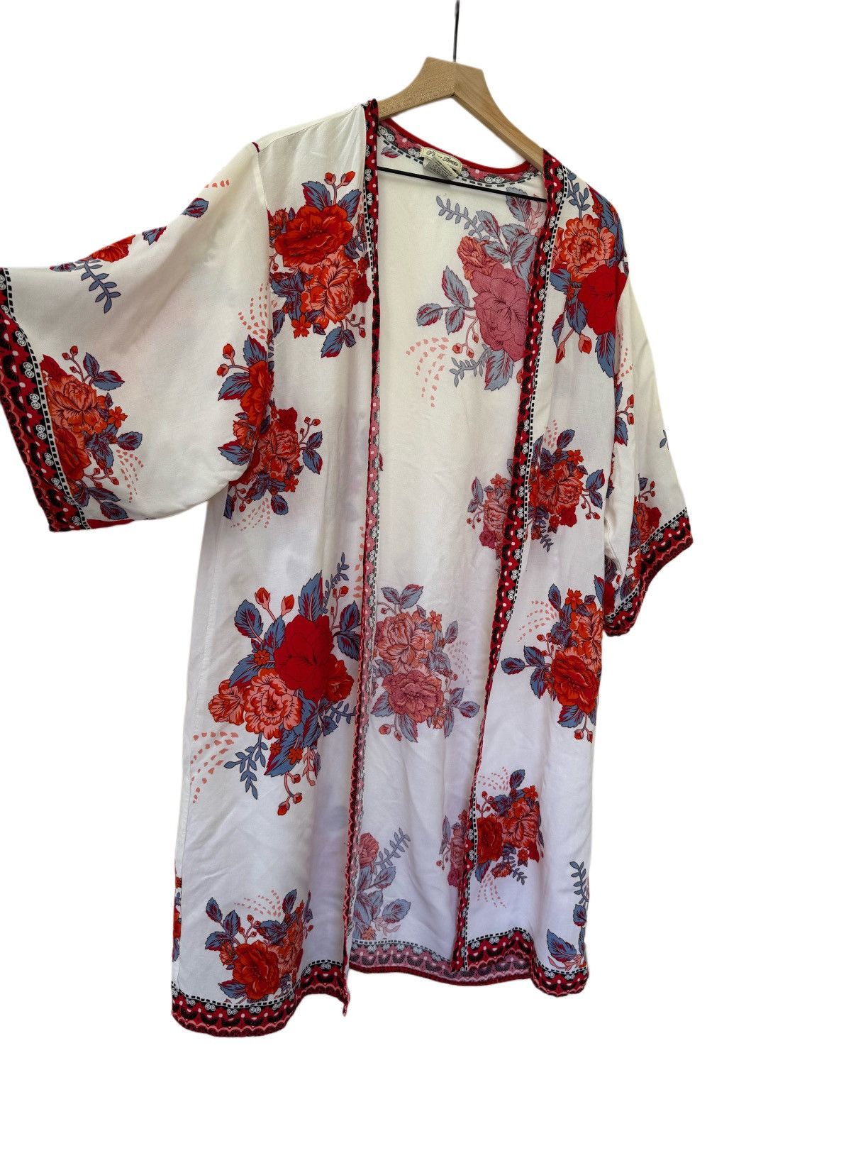 Other Flying Tomato women’s M/L white red floral kimono Asian boho Size M / US 6-8 / IT 42-44 - 1 Thumbnail