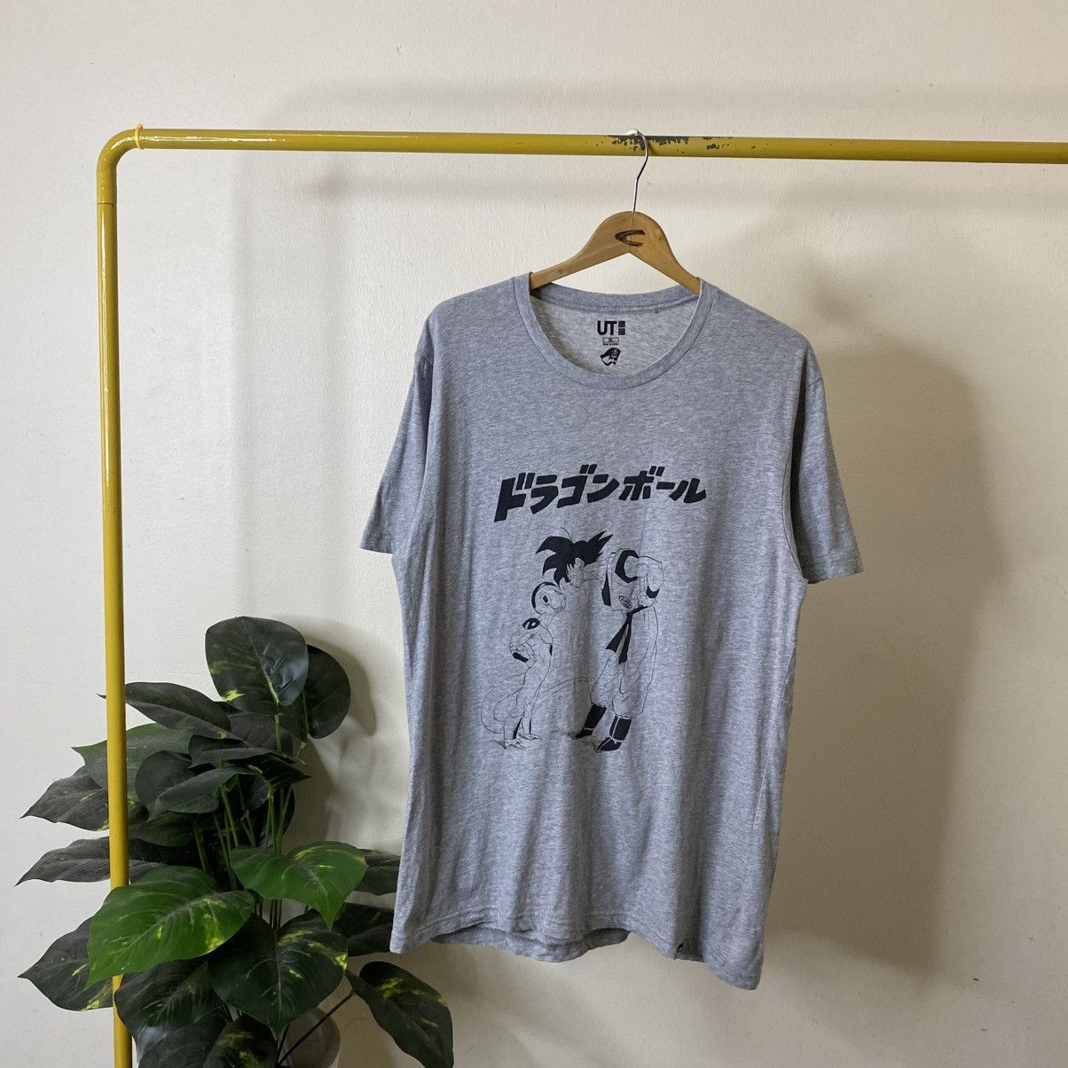 Uniqlo Anime Dragonball Goku Manga Series Collaboration T shirt Size US L / EU 52-54 / 3 - 1 Thumbnail