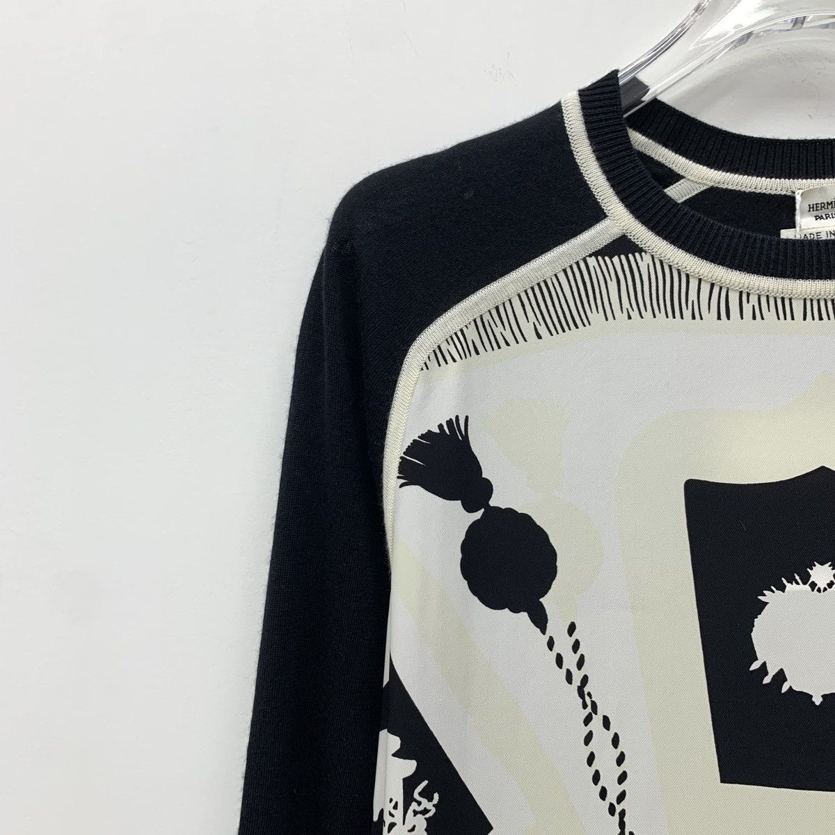 Hermes Hermes Geometric Printed Cashmere Long Sleeve Dress K26WX Size XS / US 0-2 / IT 36-38 - 3 Thumbnail