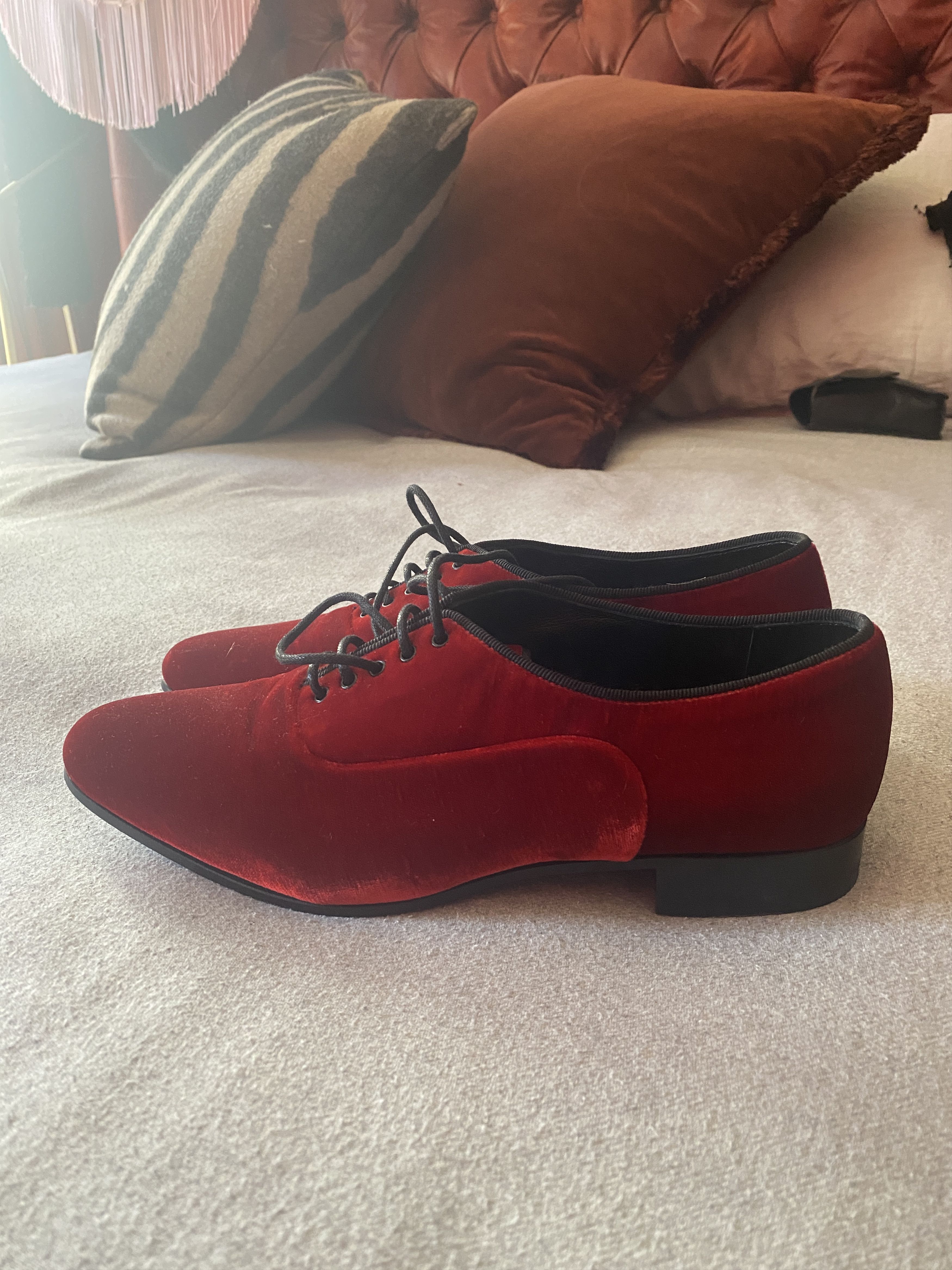 Saint Laurent Paris Red/Burgundy Velvet Lace-up Flats Size US 6.5 / IT 36.5 - 6 Thumbnail