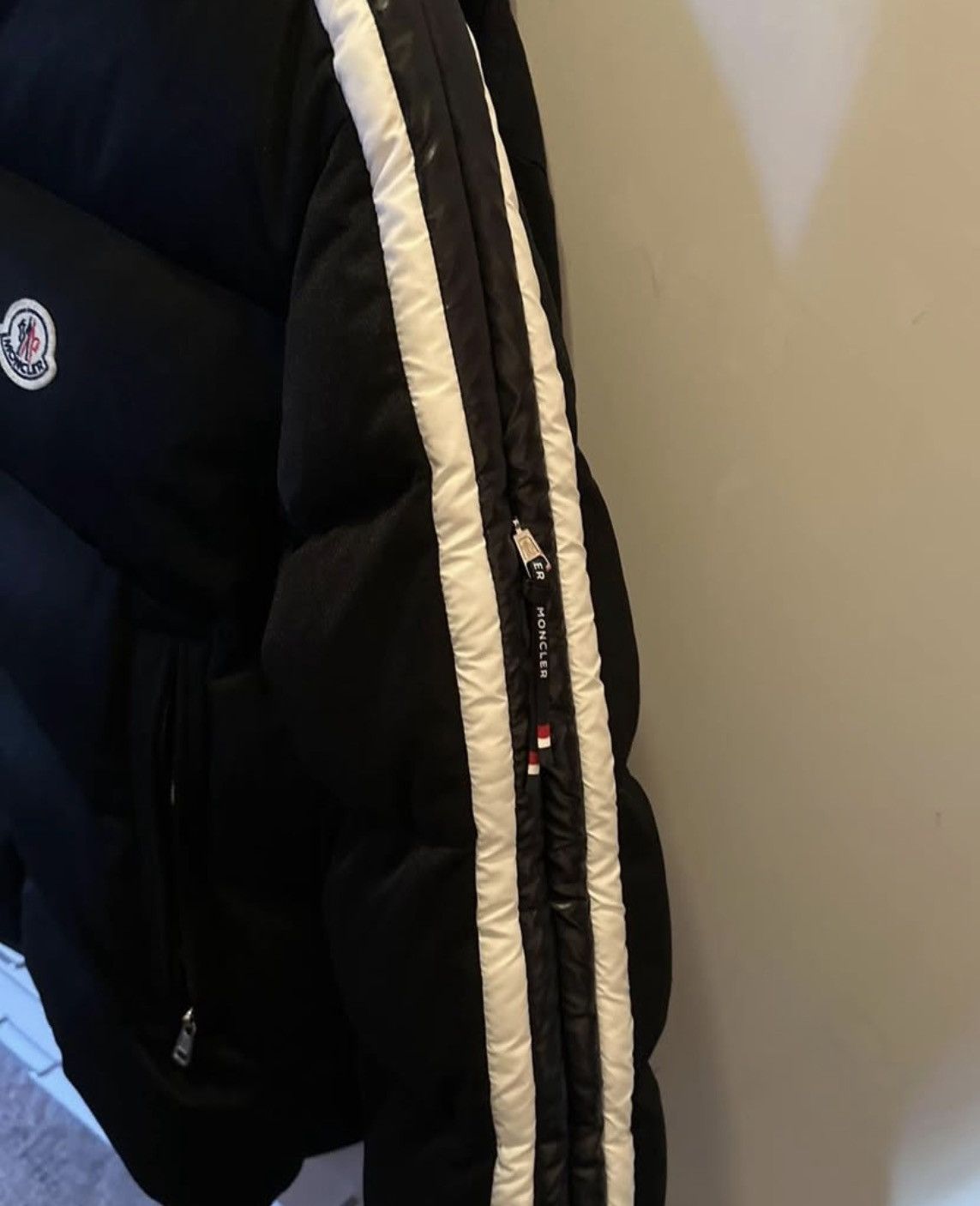 Moncler Moncler jacket bomber Size US XL / EU 56 / 4 - 8 Thumbnail