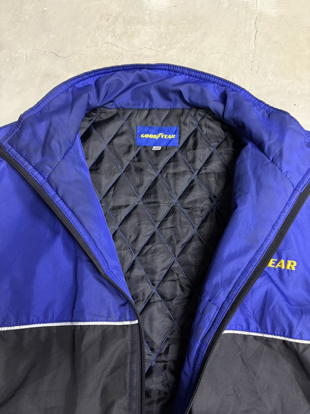 Vintage vintage 1990s Goodyear Ice Nava 7 embroidered zipper jacket Size US L / EU 52-54 / 3 - 11 Thumbnail