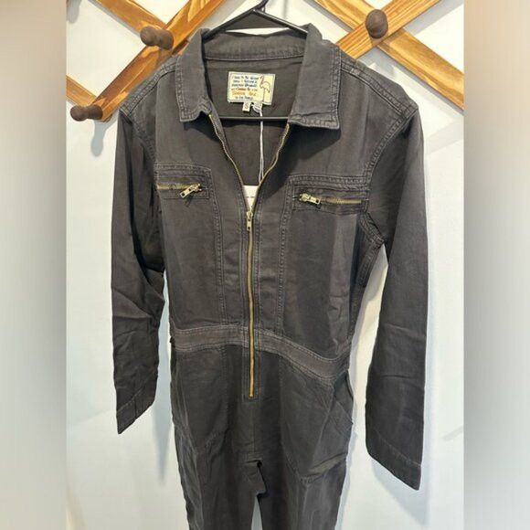 Free People SANDRINE ROSE x FREE PEOPLE BLACK & GOLD JUMPSUIT Size 28" / US 6 / IT 42 - 9 Thumbnail