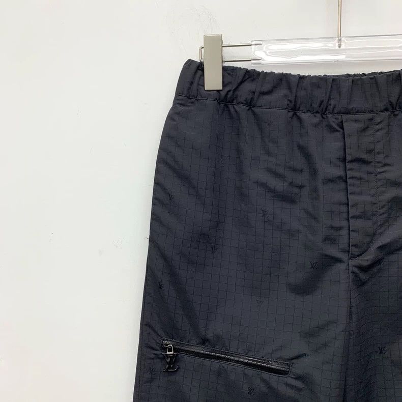 Louis Vuitton Louis Vuitton 24 black plaid logo printed cotton slacks pa Size US 44 / EU 60 - 3 Thumbnail
