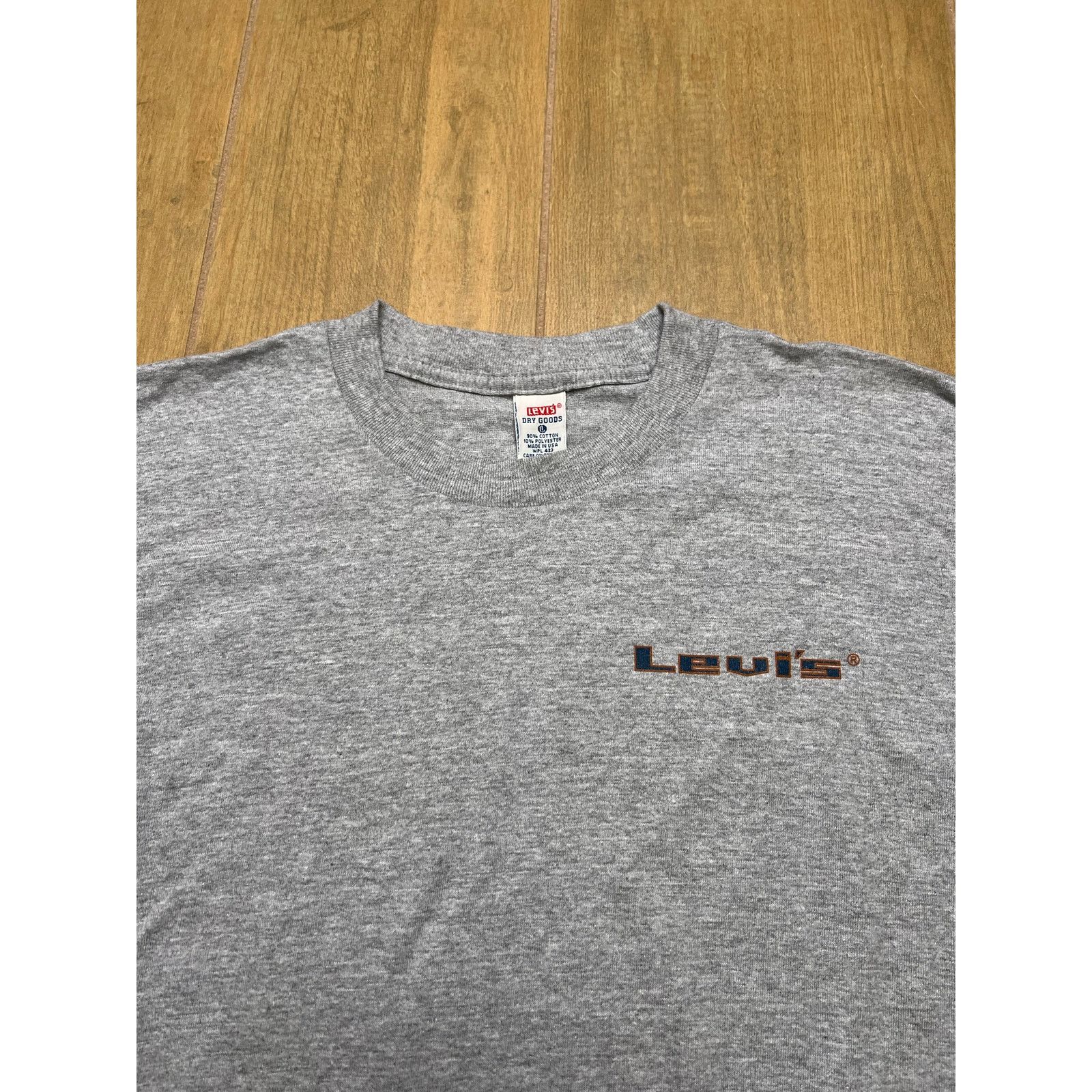 Levi's Vintage 90s Levis Dry Goods T Shirt USA Made Gray Skate Sz L Size US L / EU 52-54 / 3 - 6 Thumbnail