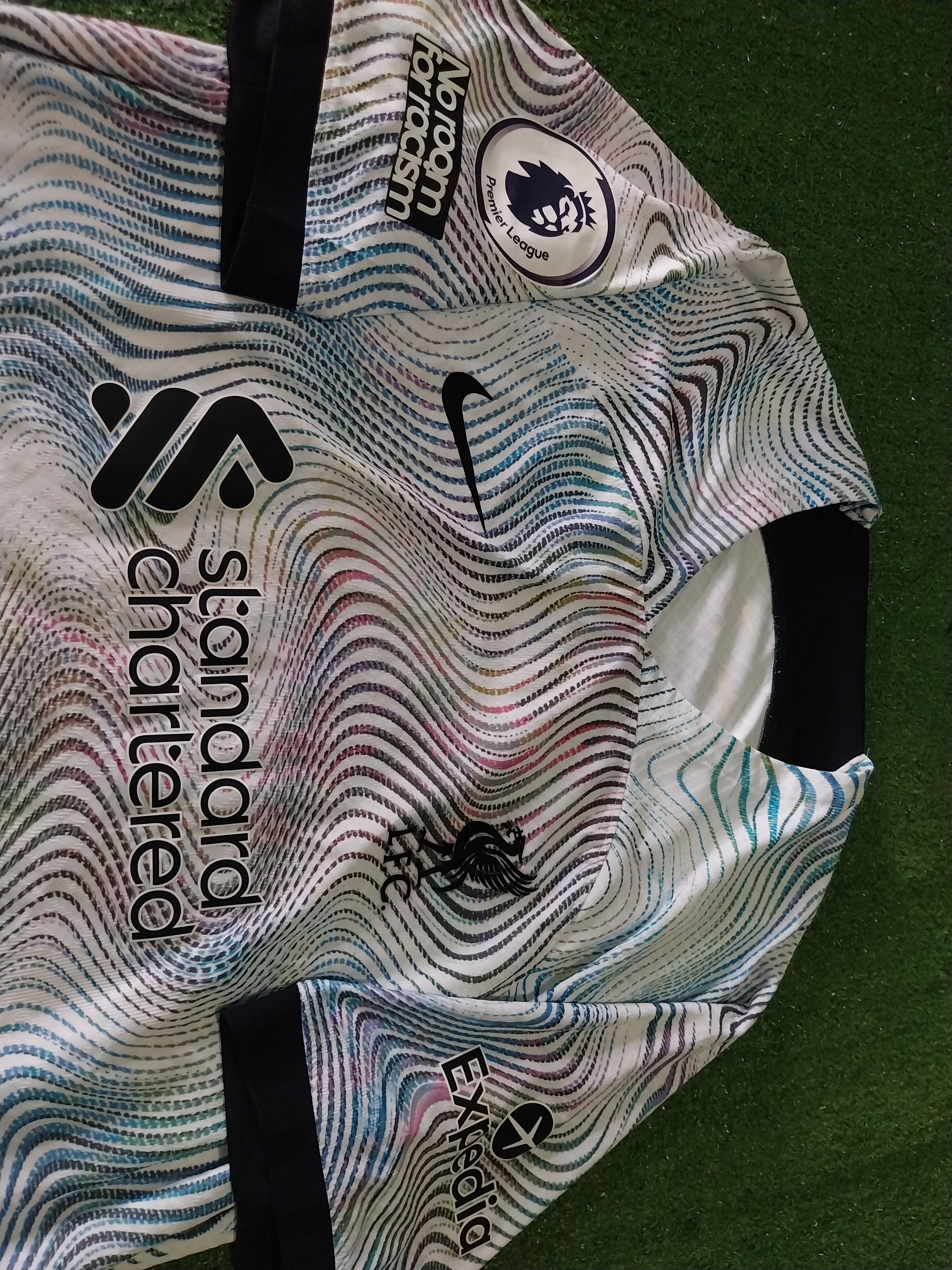 Nike Liverpool away 2022/2023 diogo jota jersey football Size US XL / EU 56 / 4 - 3 Thumbnail