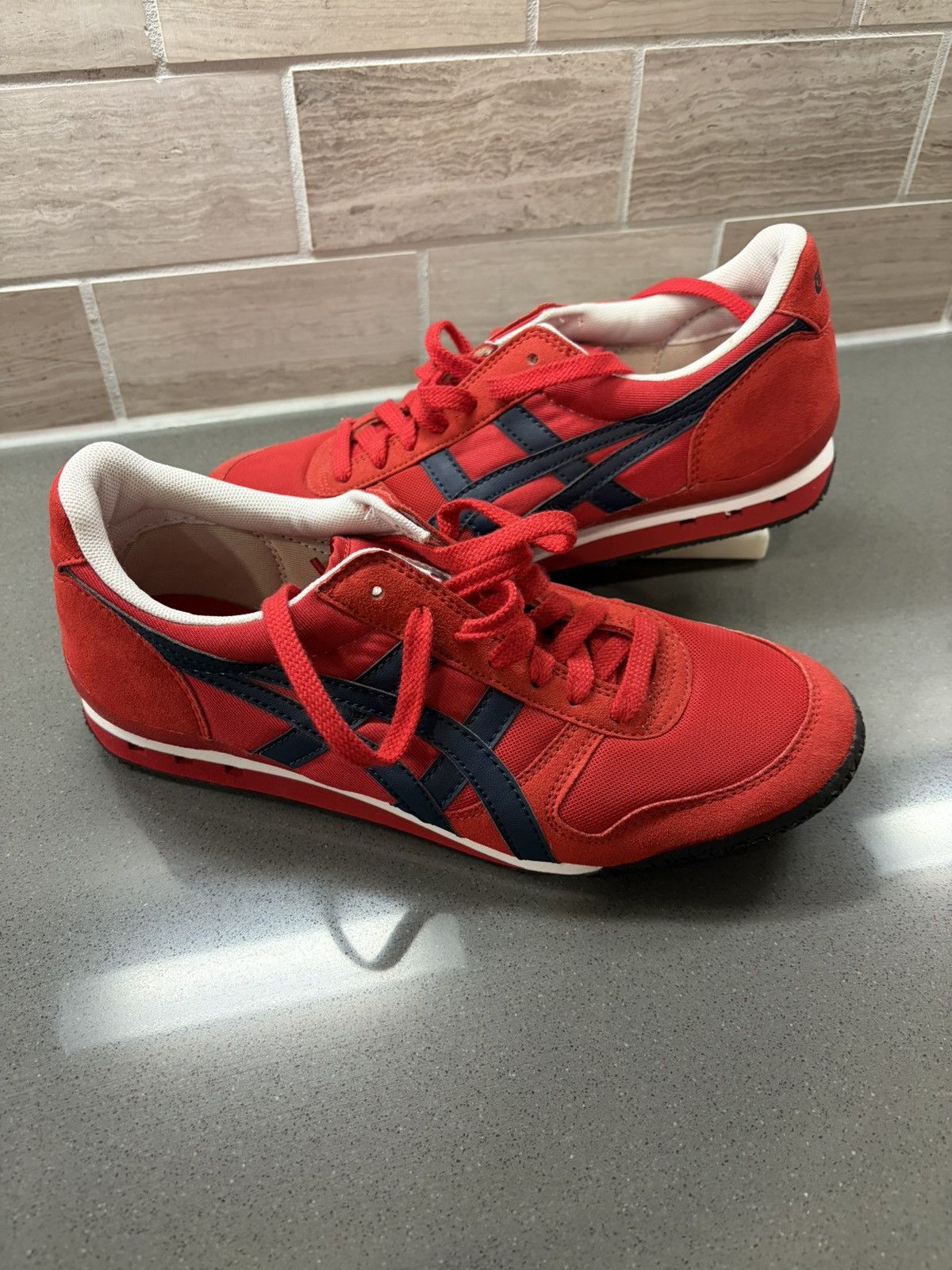 Onitsuka Tiger Onitsuka Tiger Serrano Sneaker Size US 7 / IT 37 - 1 Thumbnail