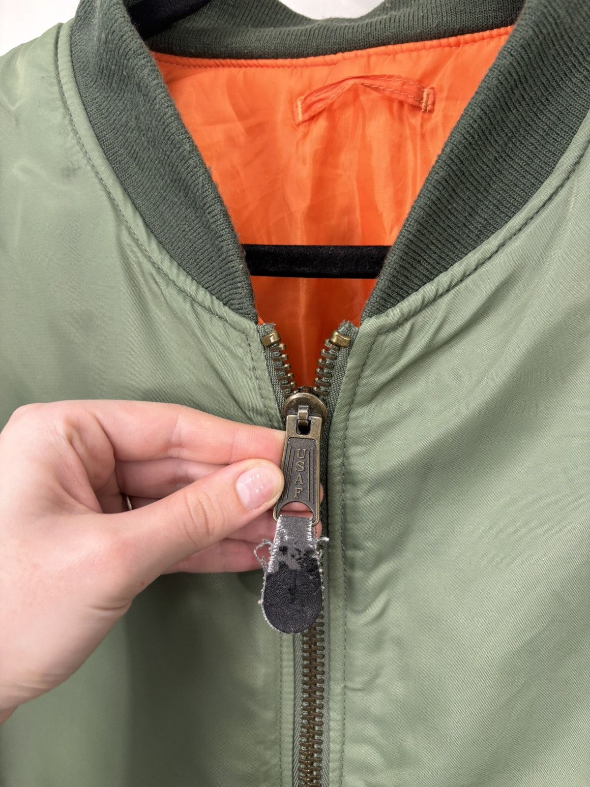 Vintage Vintage MA-1 Olive Green Reversible Flight Bomber Jacket Size US M / EU 48-50 / 2 - 15 Thumbnail