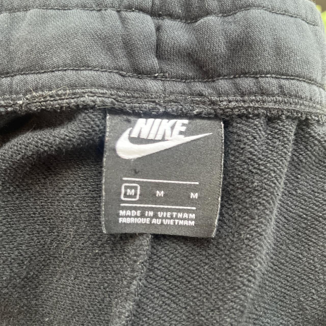 Nike Vintage/Y2K Black Nike Sweats / Joggers Good Quality with slight paint stains Size US 32 / EU 48 - 4 Thumbnail
