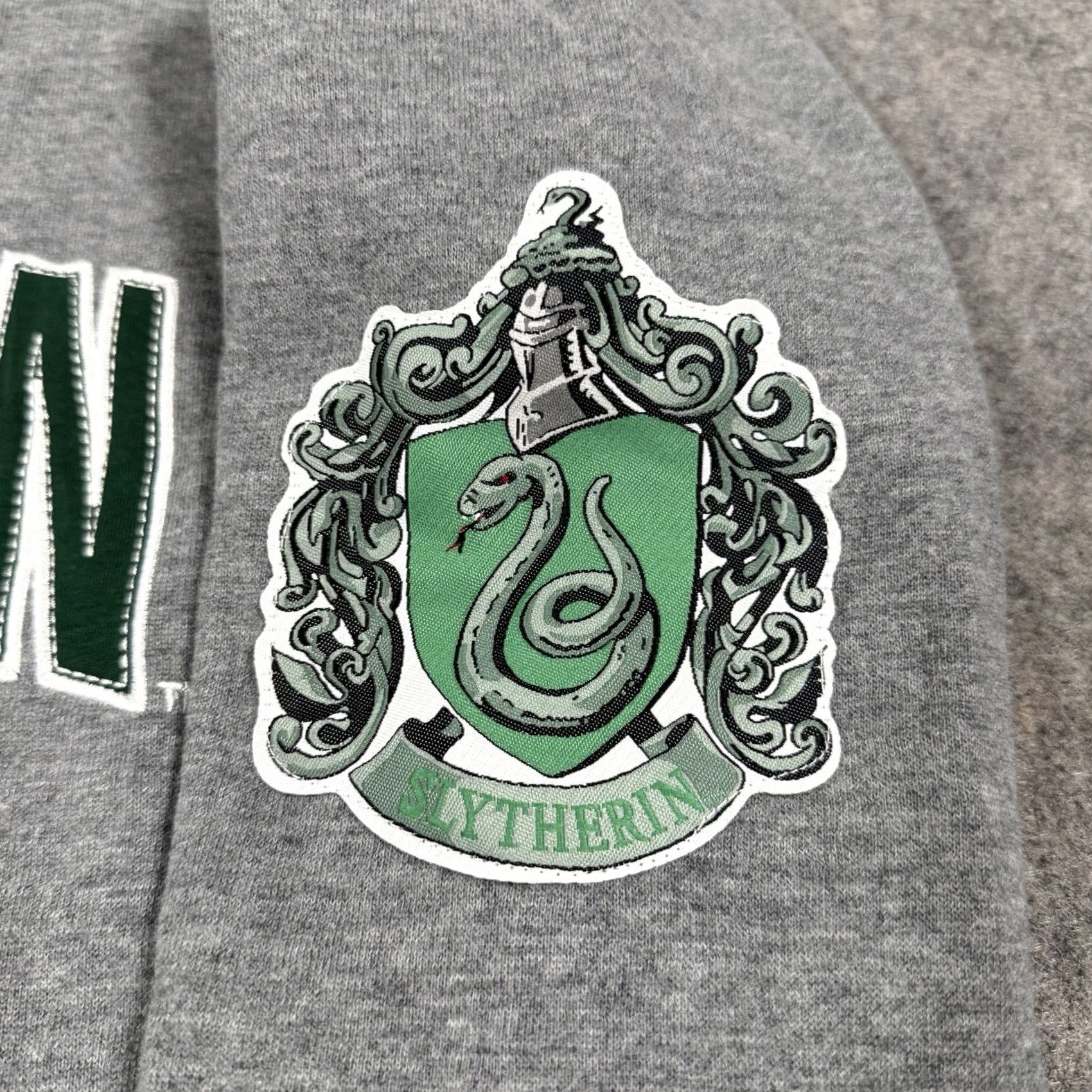 Vintage Universal Studios Harry Potter Slytherin Sweatshirt Unisex Adults Gray Small Black? Size US S / EU 44-46 / 1 - 6 Thumbnail