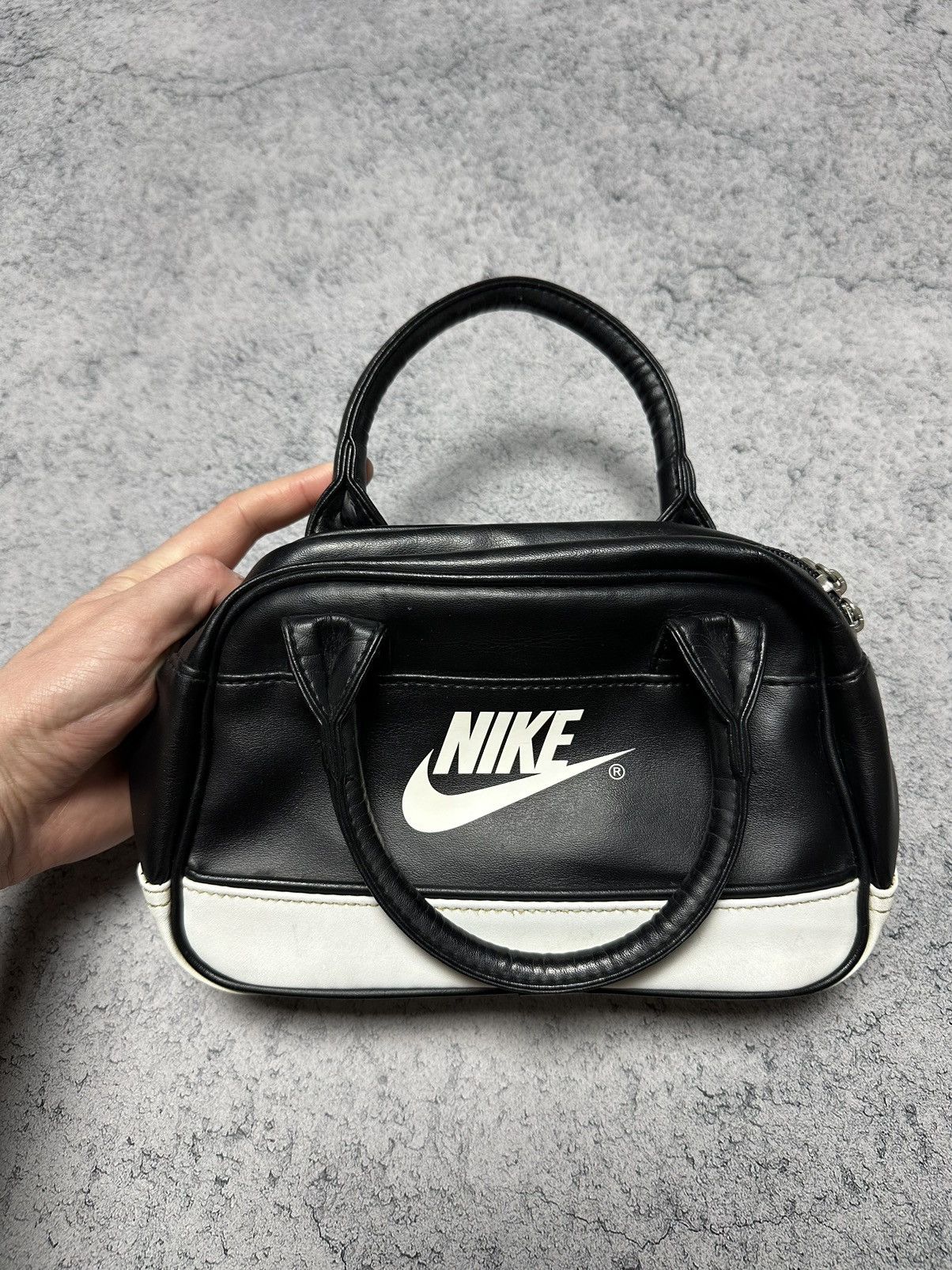 Nike Vintage Nike 90s Leather Hand Bag Size ONE SIZE - 3 Thumbnail
