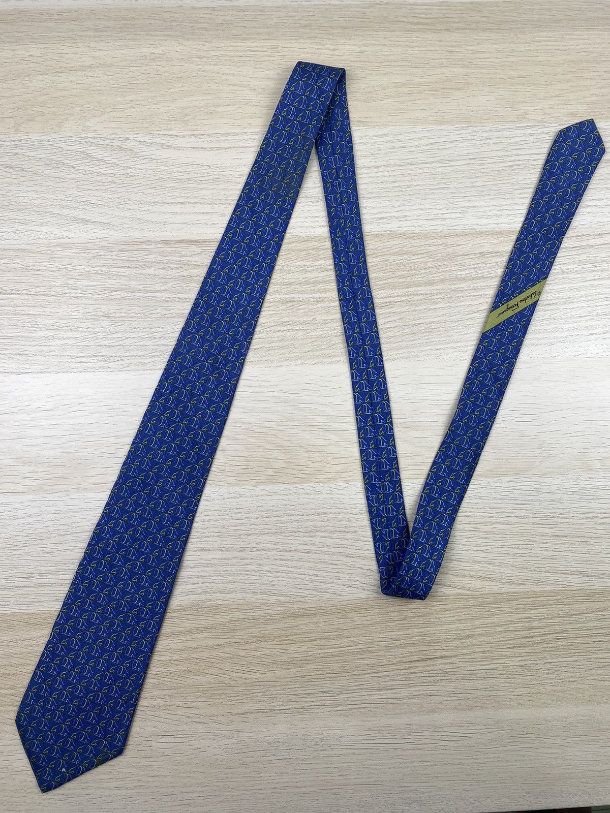 Salvatore Ferragamo Salvatore Ferragamo Silk Tie T56 Size ONE SIZE - 2 Thumbnail