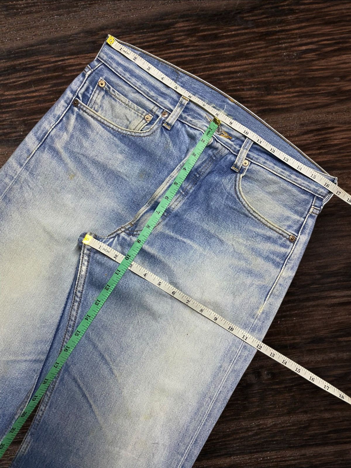 Levi's Vintage Levis 501 Faded Wash Distressed Loose Jeans Size US 32 / EU 48 - 13 Thumbnail