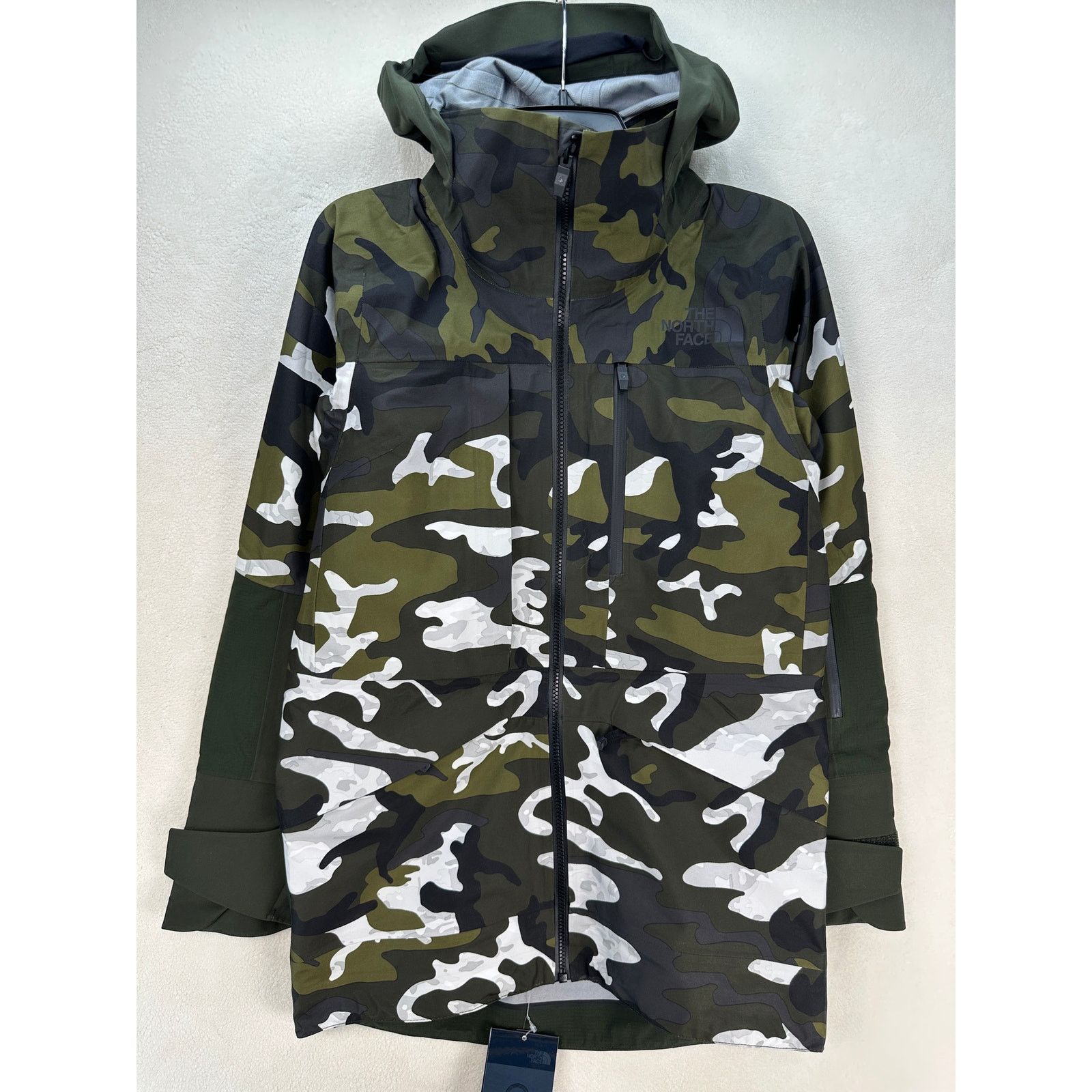 The North Face THE NORTH FACE WOMEN'S SMALL A-CAD FUTURELIGHT JACKET CAMO Size S / US 4 / IT 40 - 1 Thumbnail