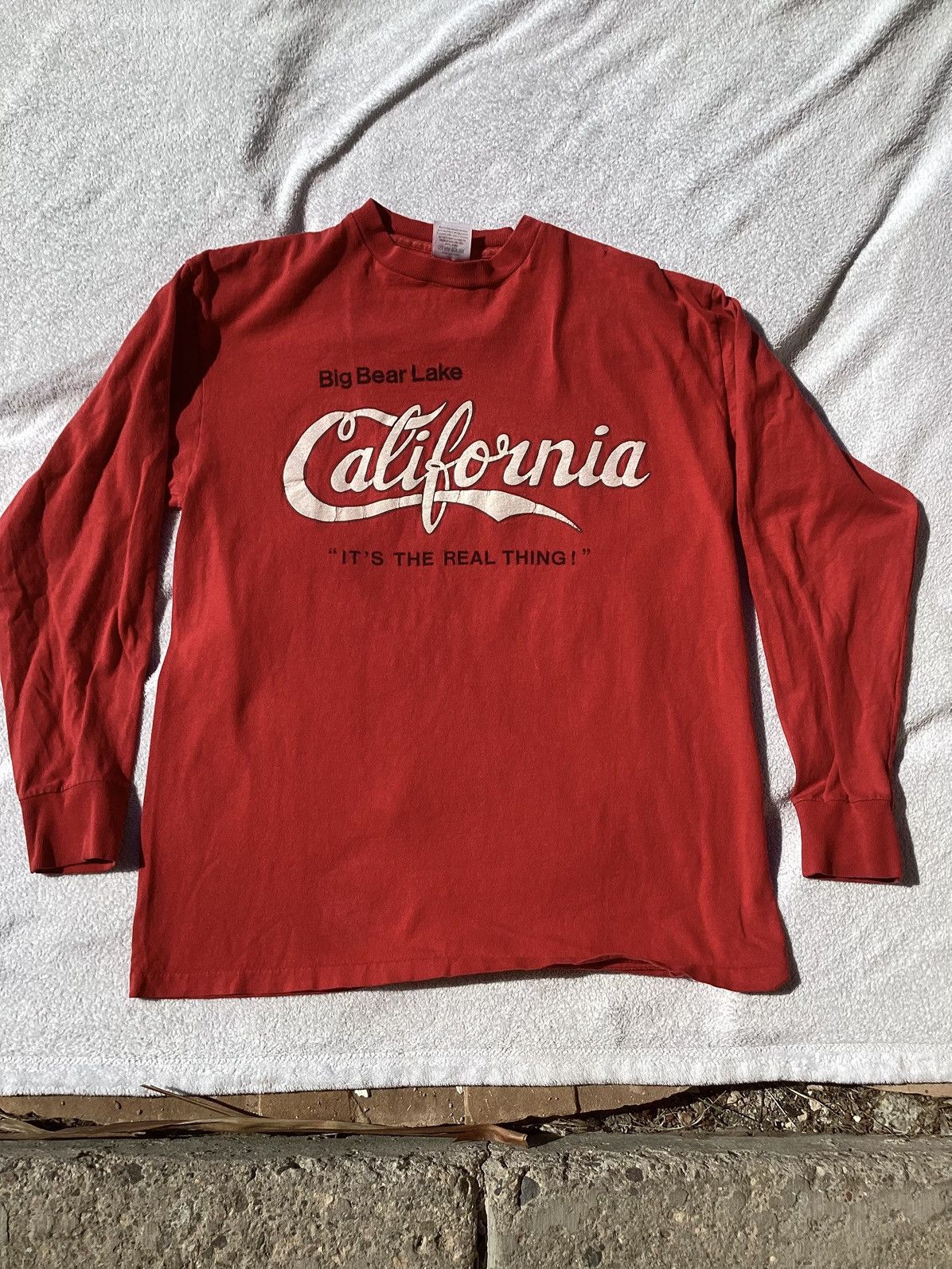 Other Vtg 1980s/90s big Bear Lake California Coca-Cola font LS Tee Size US L / EU 52-54 / 3 - 1 Thumbnail