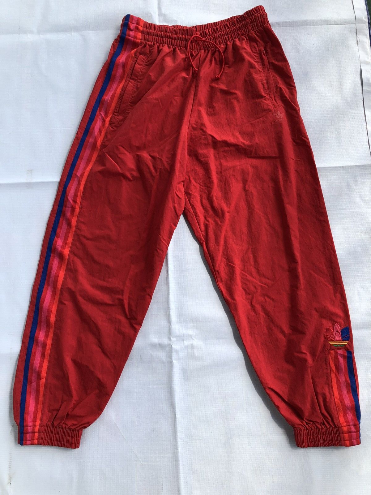 Adidas Vintage Adidas Trefoil Red jogger pant Size US 29 - 1 Thumbnail