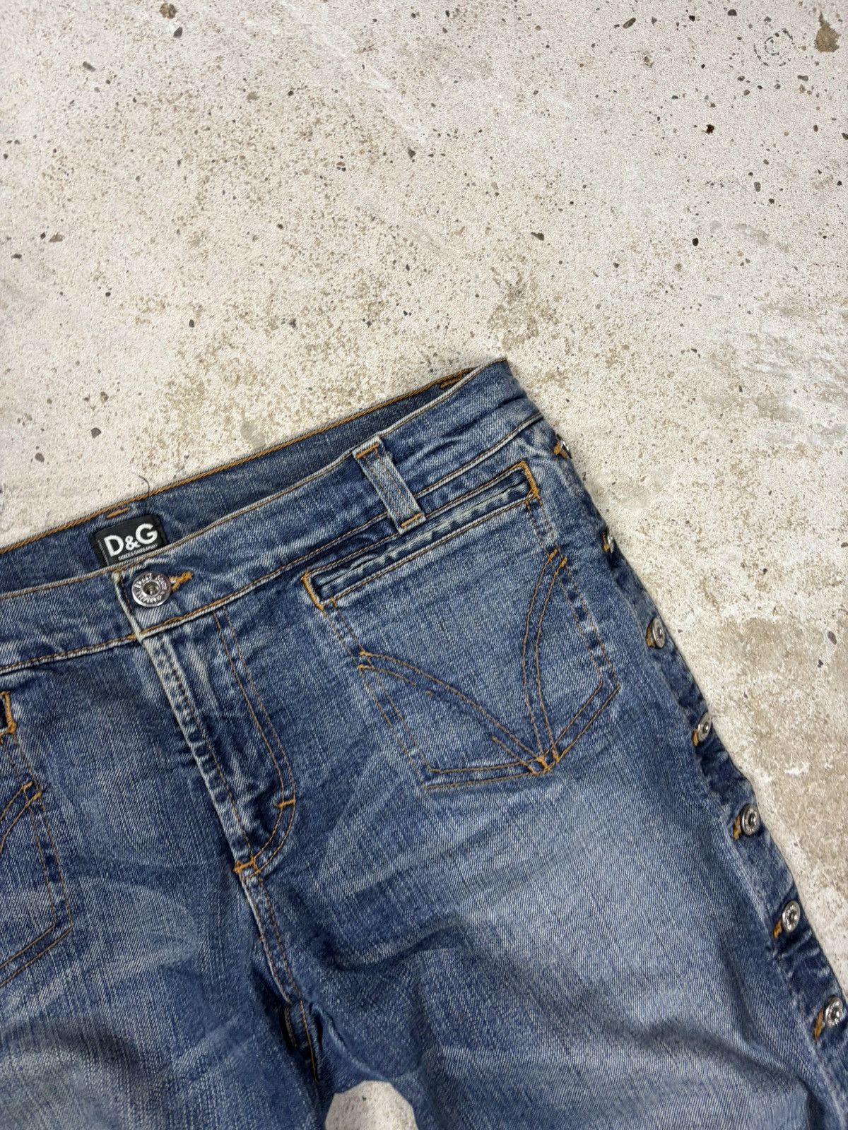 Dolce & Gabbana 2000s Dolce & Gabbana Low Rise Capri 3/4 Jeans Denim Pants Size 30" / US 8 / IT 44 - 8 Thumbnail