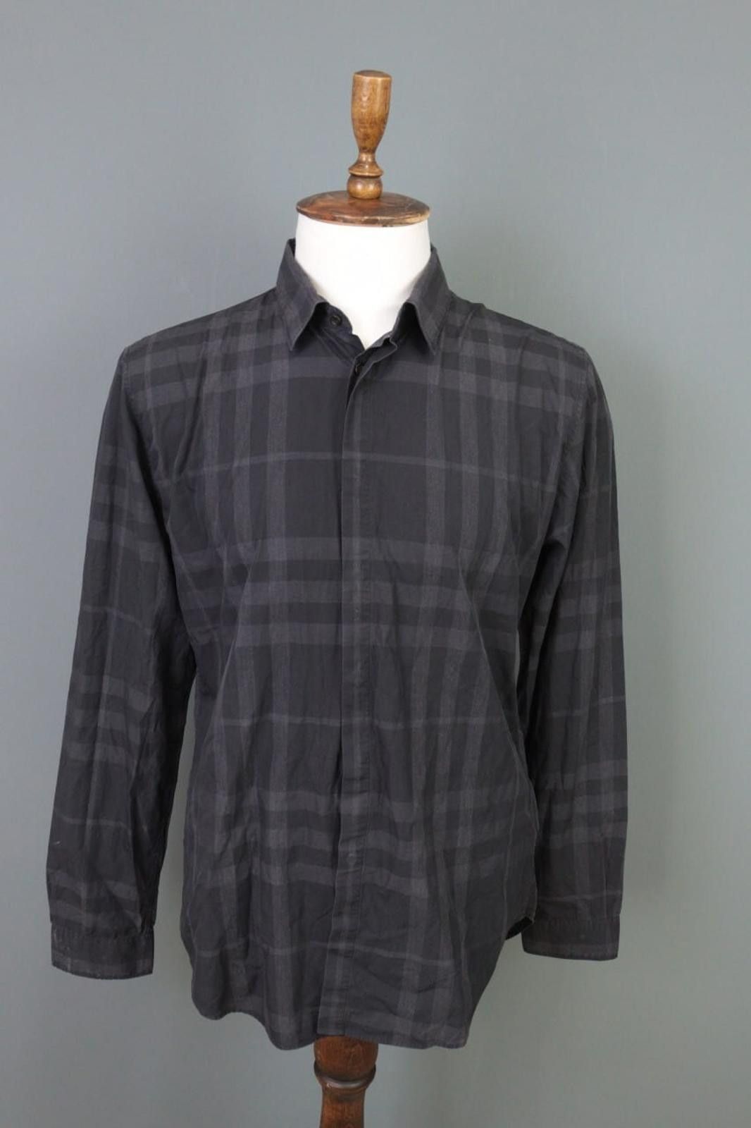 Designer Burberry London Gray Nova Check Button Down Shirt Size XL Size US XL / EU 56 / 4 - 1 Thumbnail