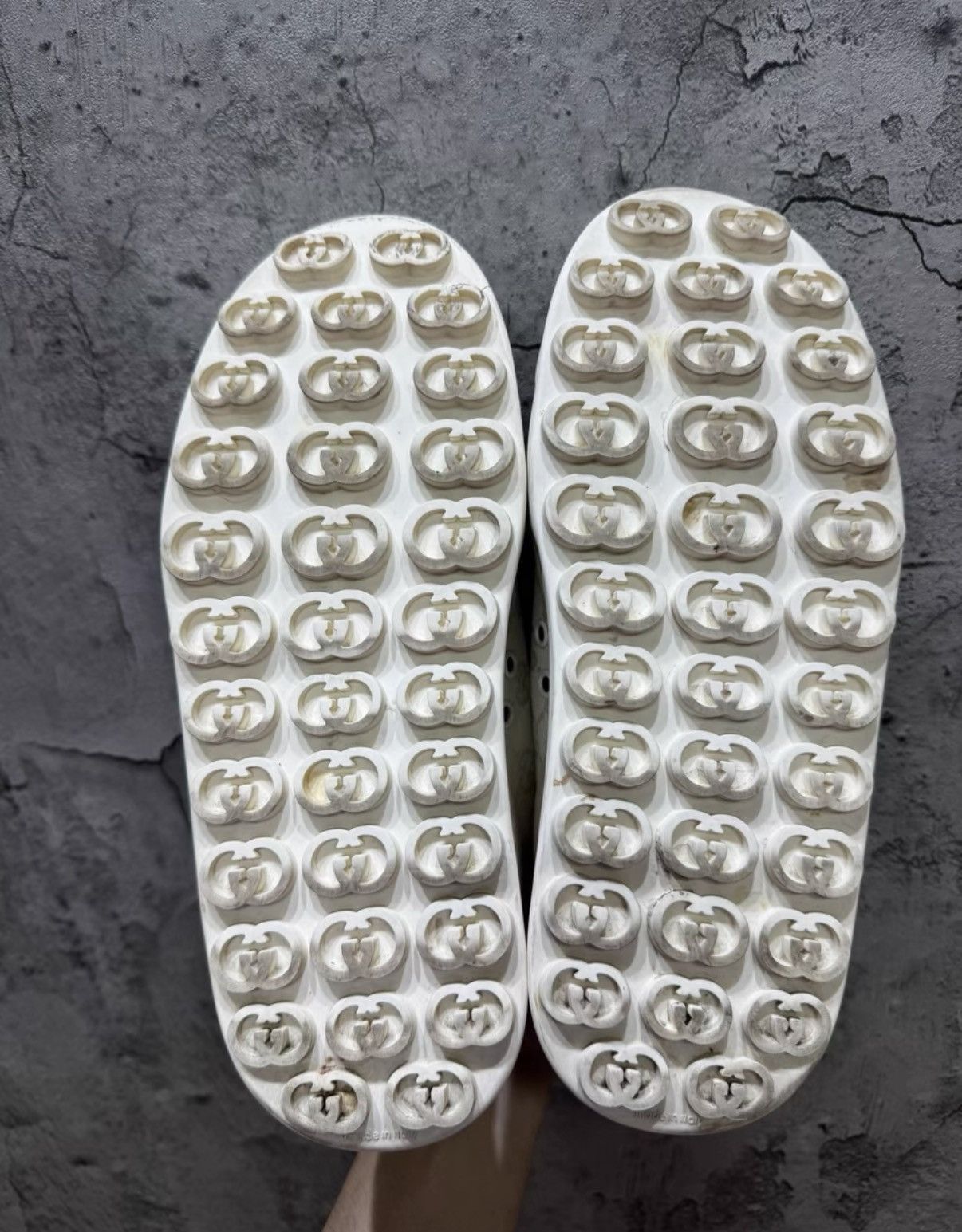 Gucci Gucci Low Top Monogram Embroidery Platform Sneakers K37 Size US 7.5 / IT 37.5 - 7 Thumbnail